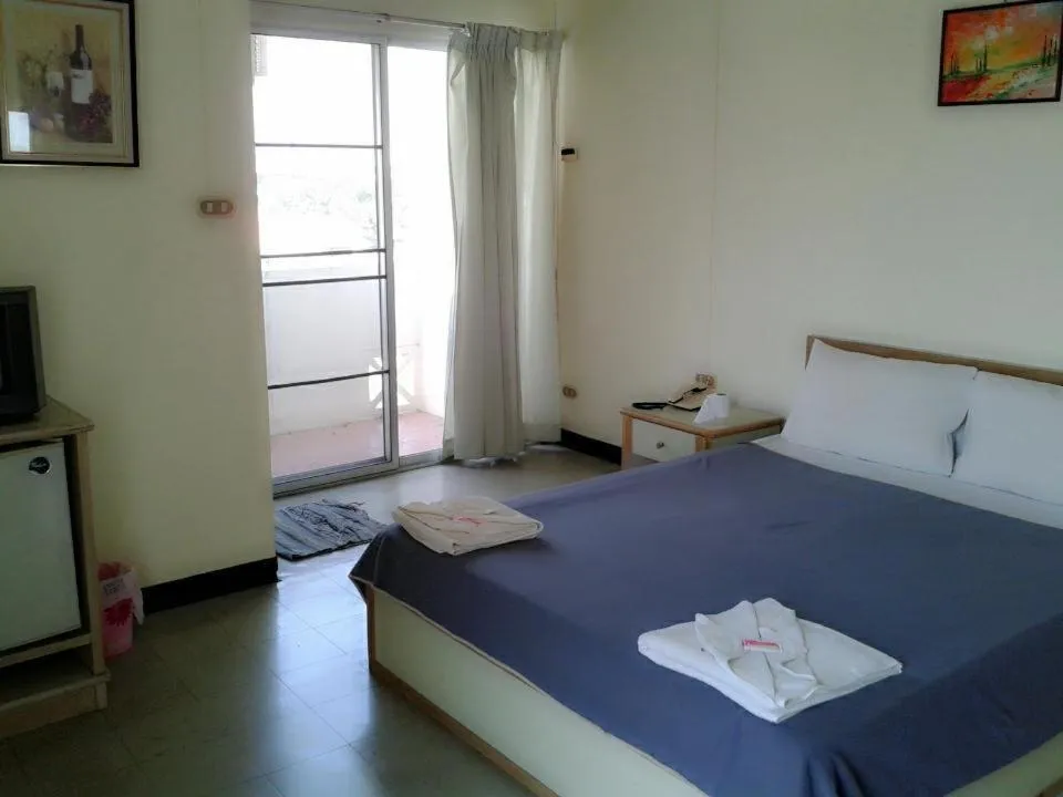 Bed in M In Korat Service Apartment