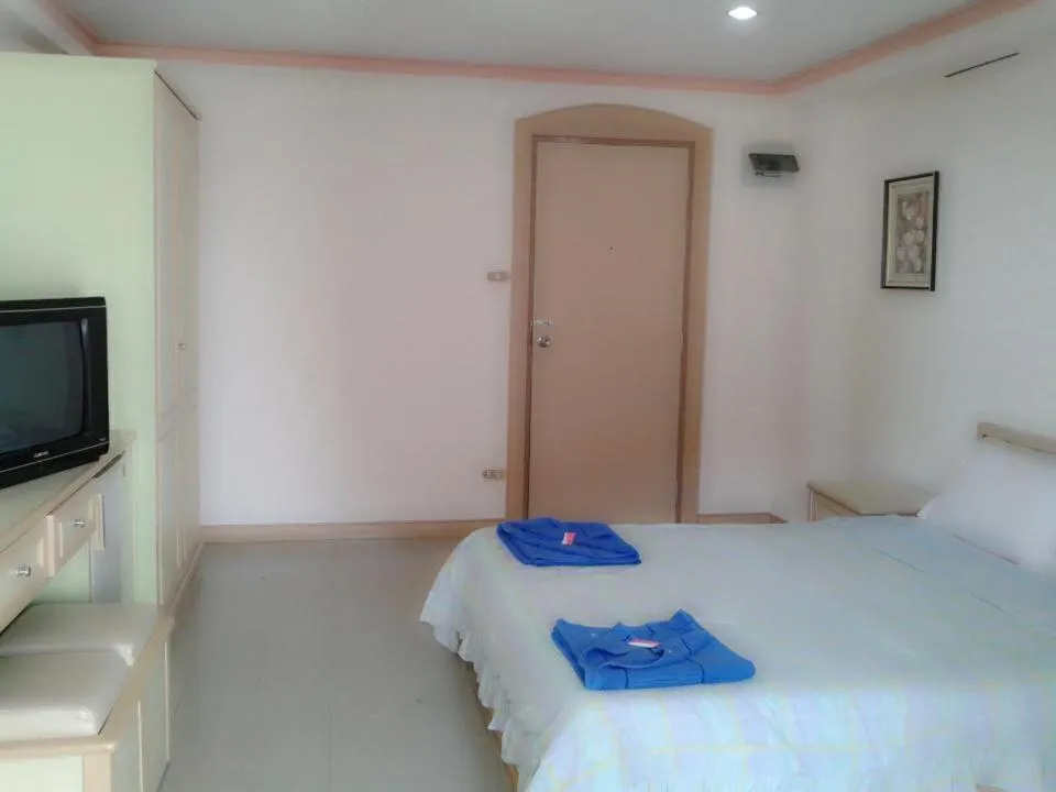 Bed in M In Korat Service Apartment