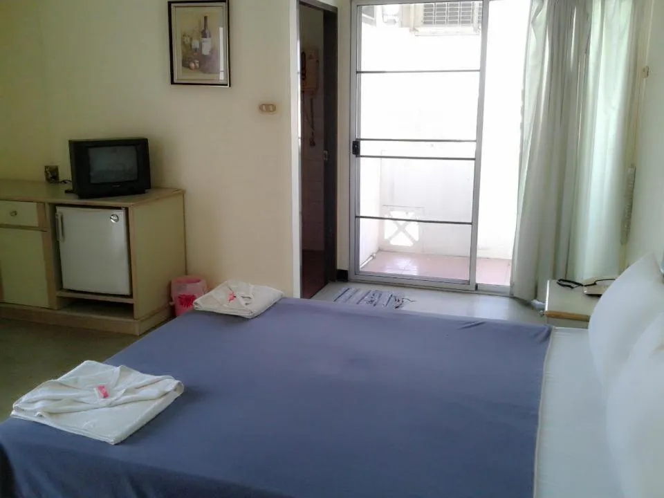 Bed in M In Korat Service Apartment