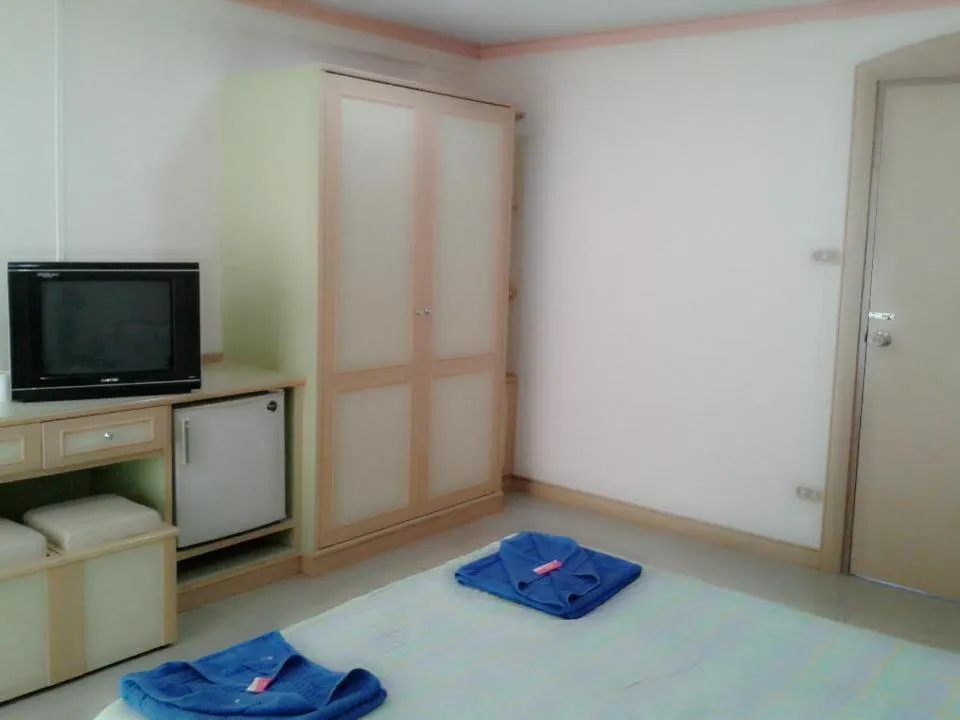 Bed in M In Korat Service Apartment
