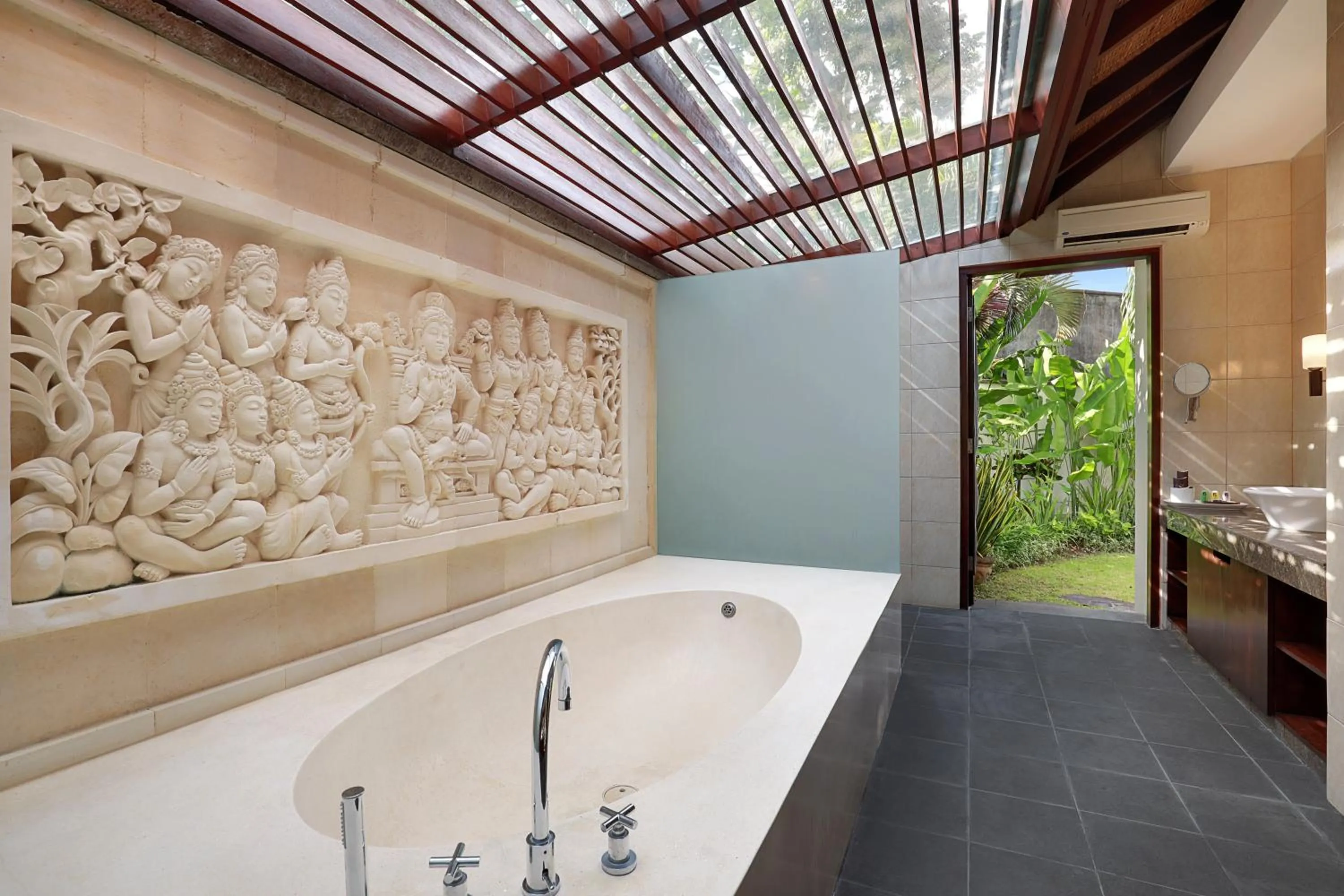 Shower in Gending Kedis Luxury Villas & Spa Estate