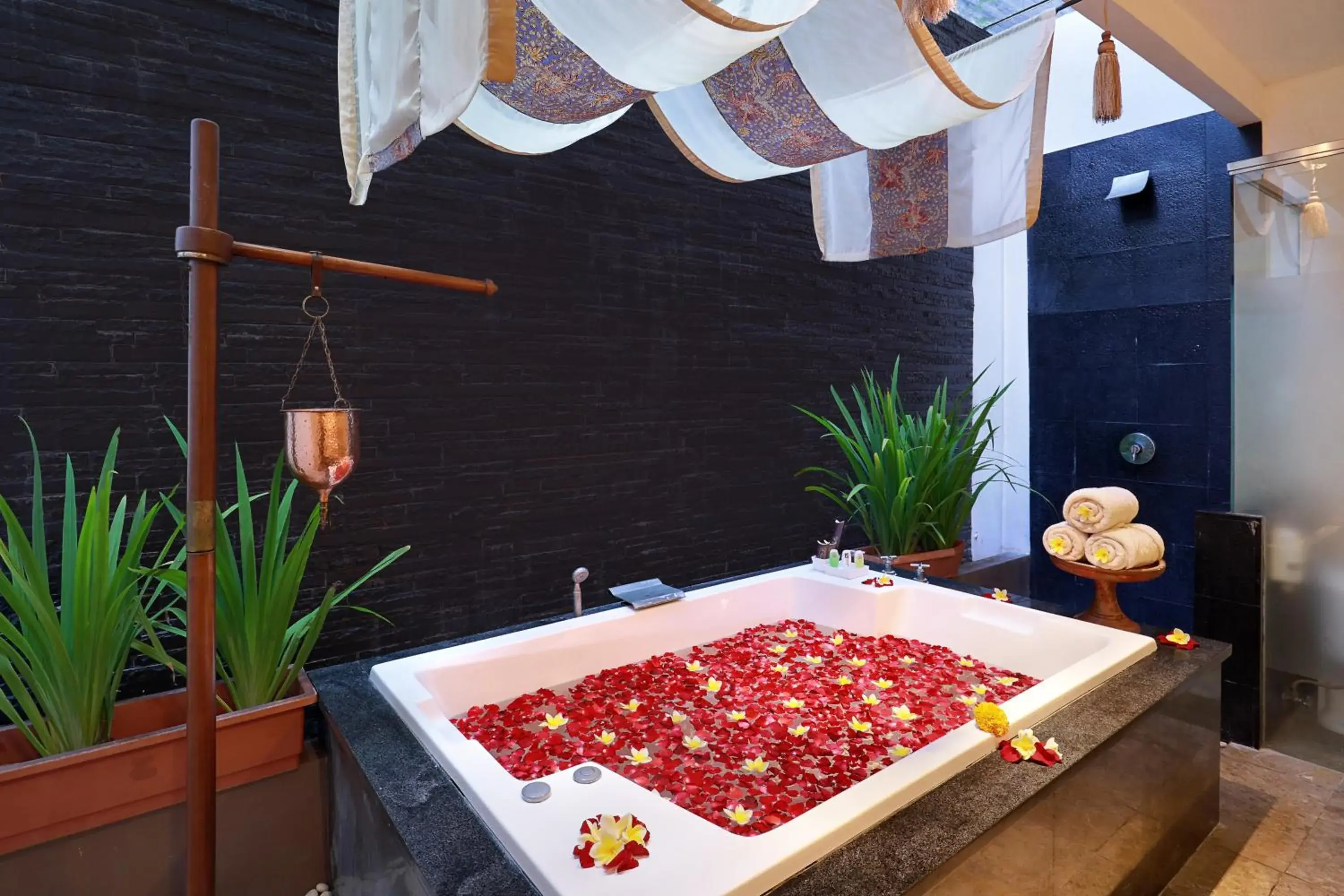 Spa and wellness centre/facilities in Gending Kedis Luxury Villas & Spa Estate Spa and wellness centre/facilities in Gending Kedis Luxury Villas & Spa Estate