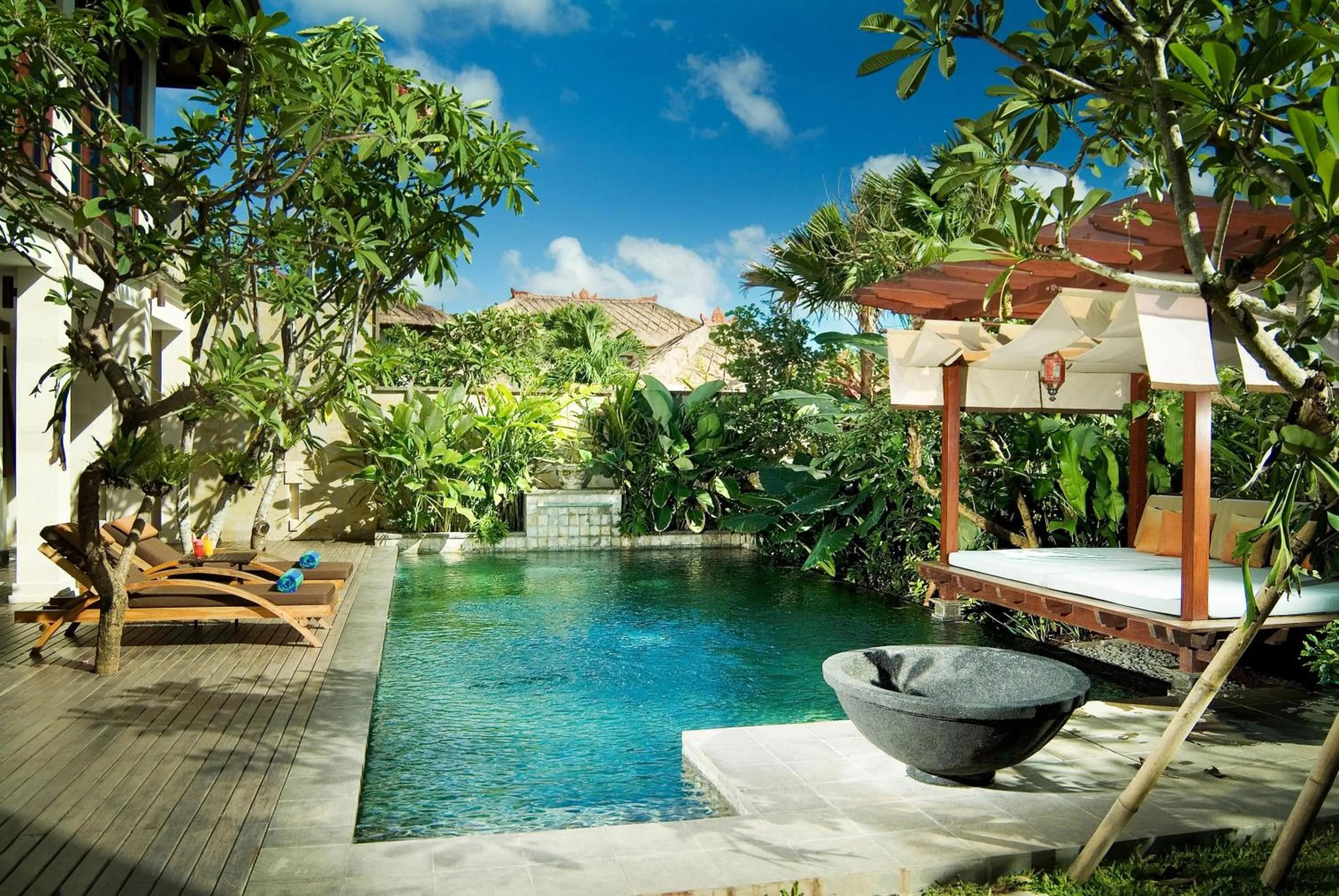 Swimming pool in Gending Kedis Luxury Villas & Spa Estate