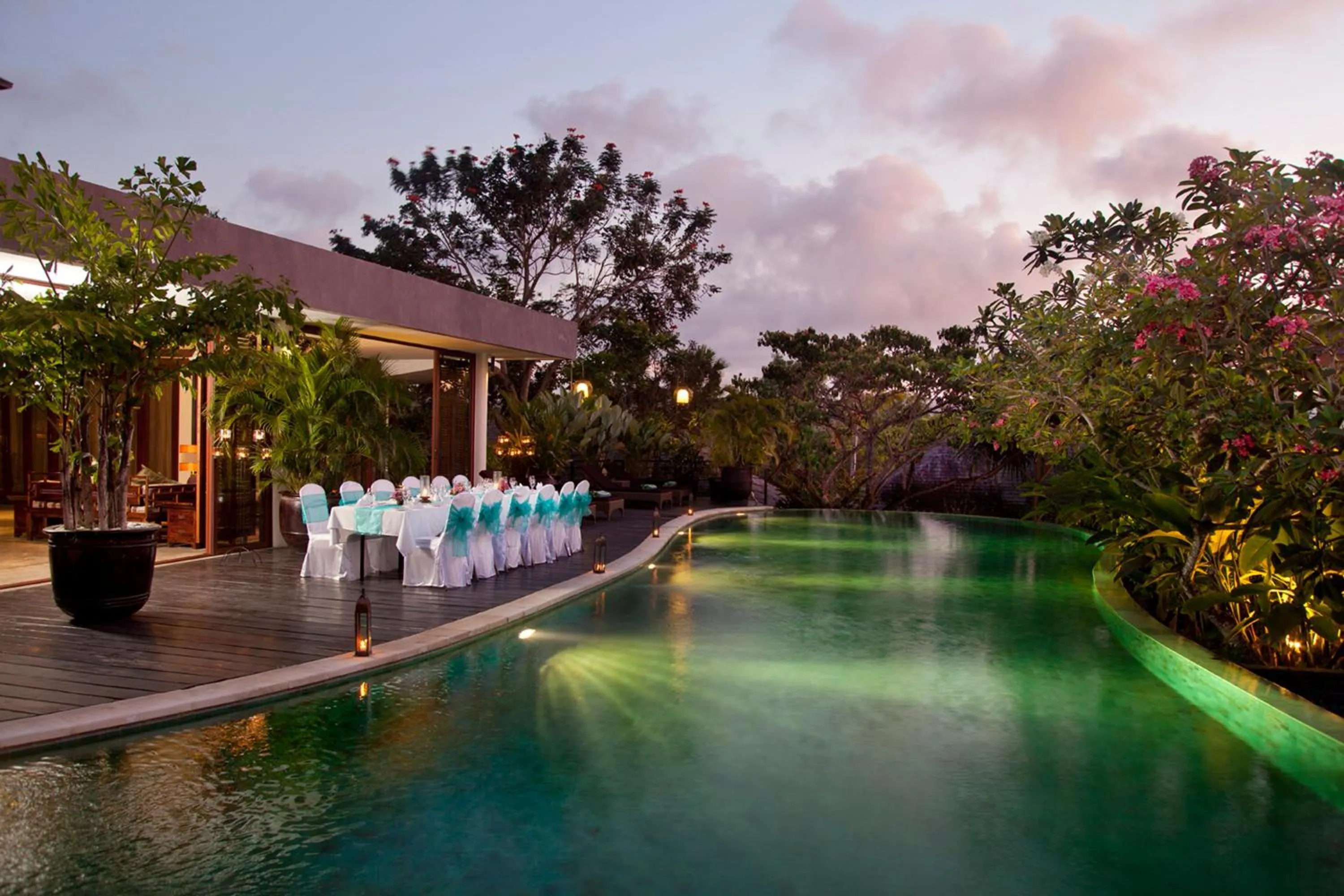 Restaurant/places to eat in Gending Kedis Luxury Villas & Spa Estate