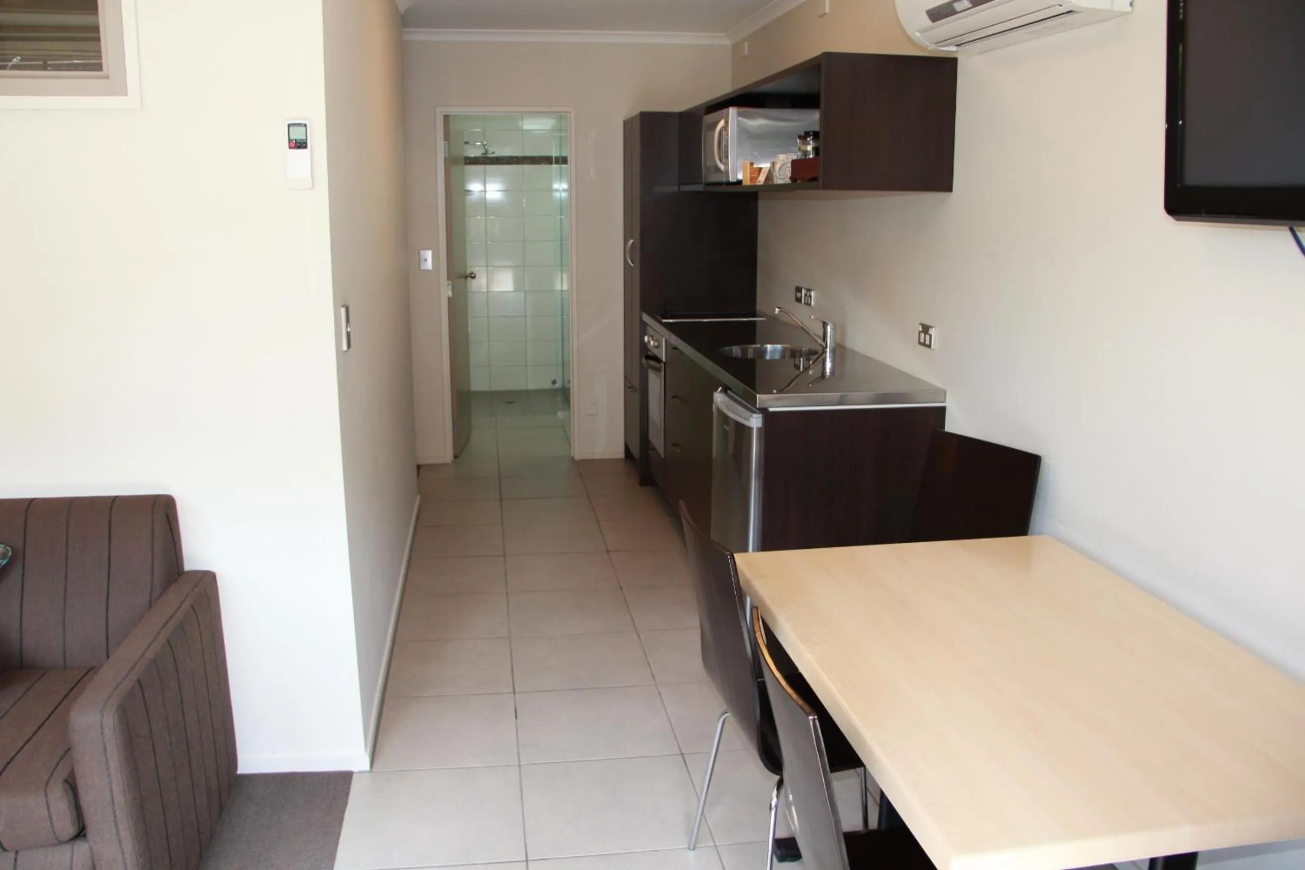 Dining area in Abaco on Jervois