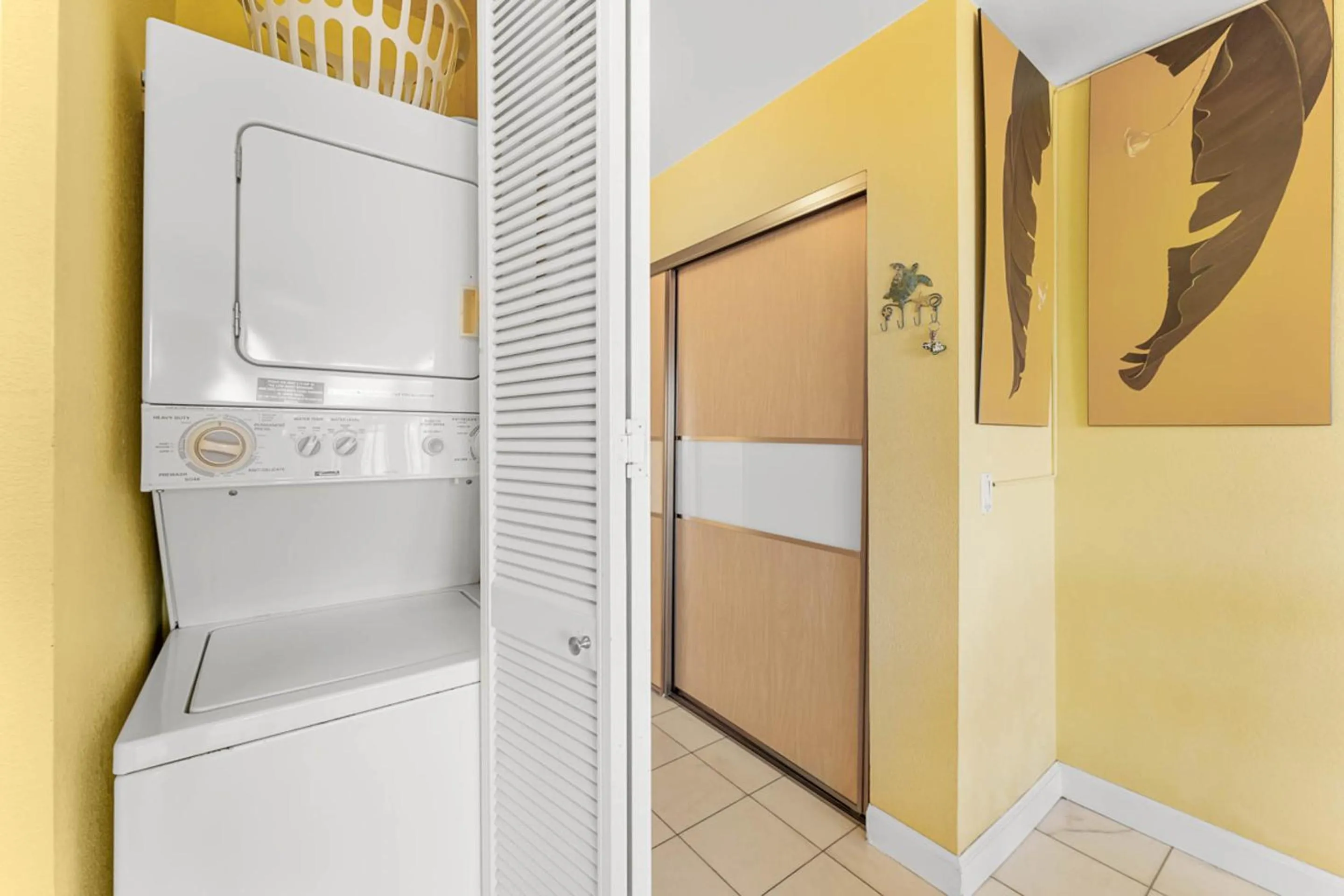 Property building in Maui Vista 1210