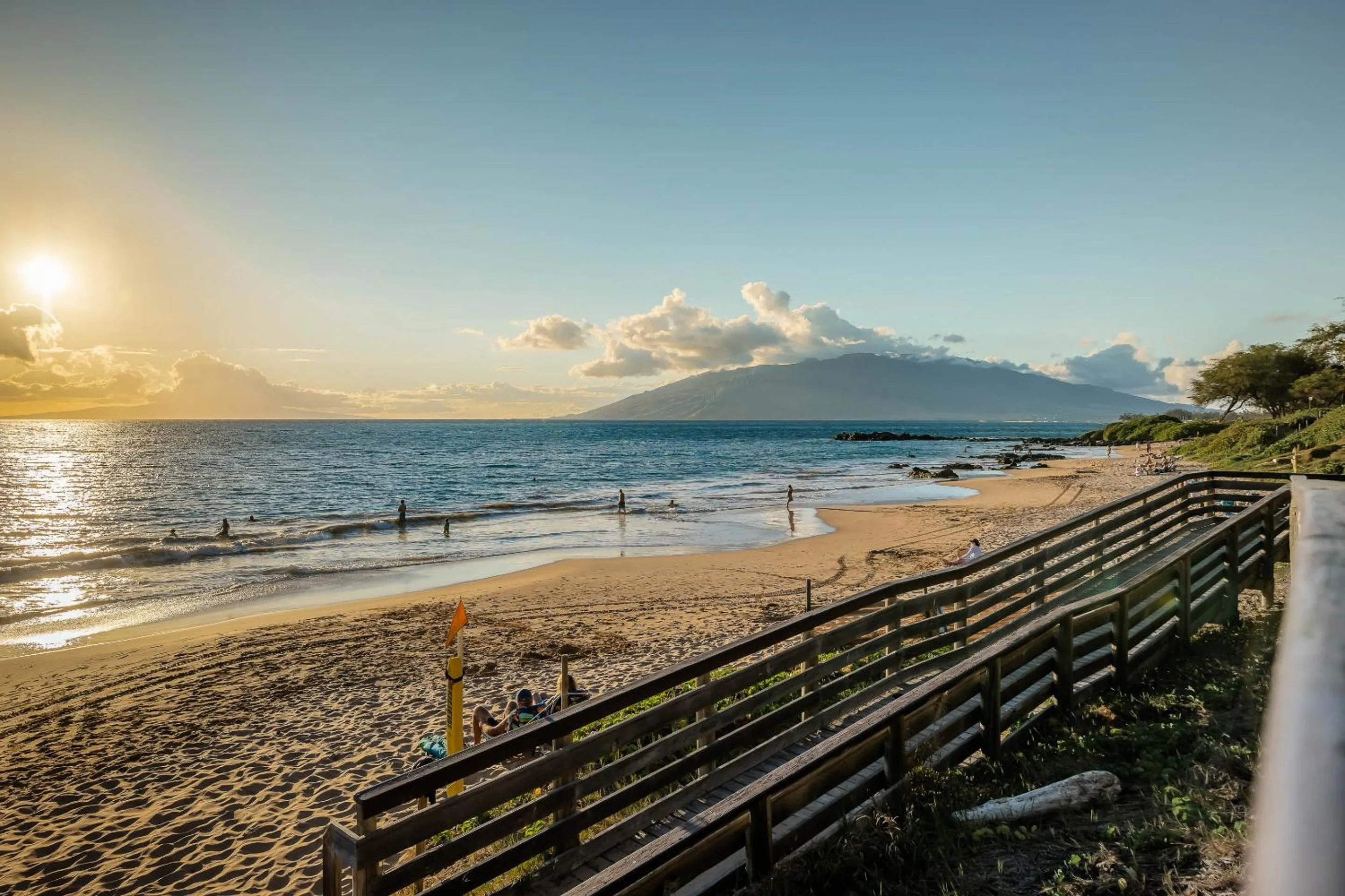 Property building in Maui Vista 1210