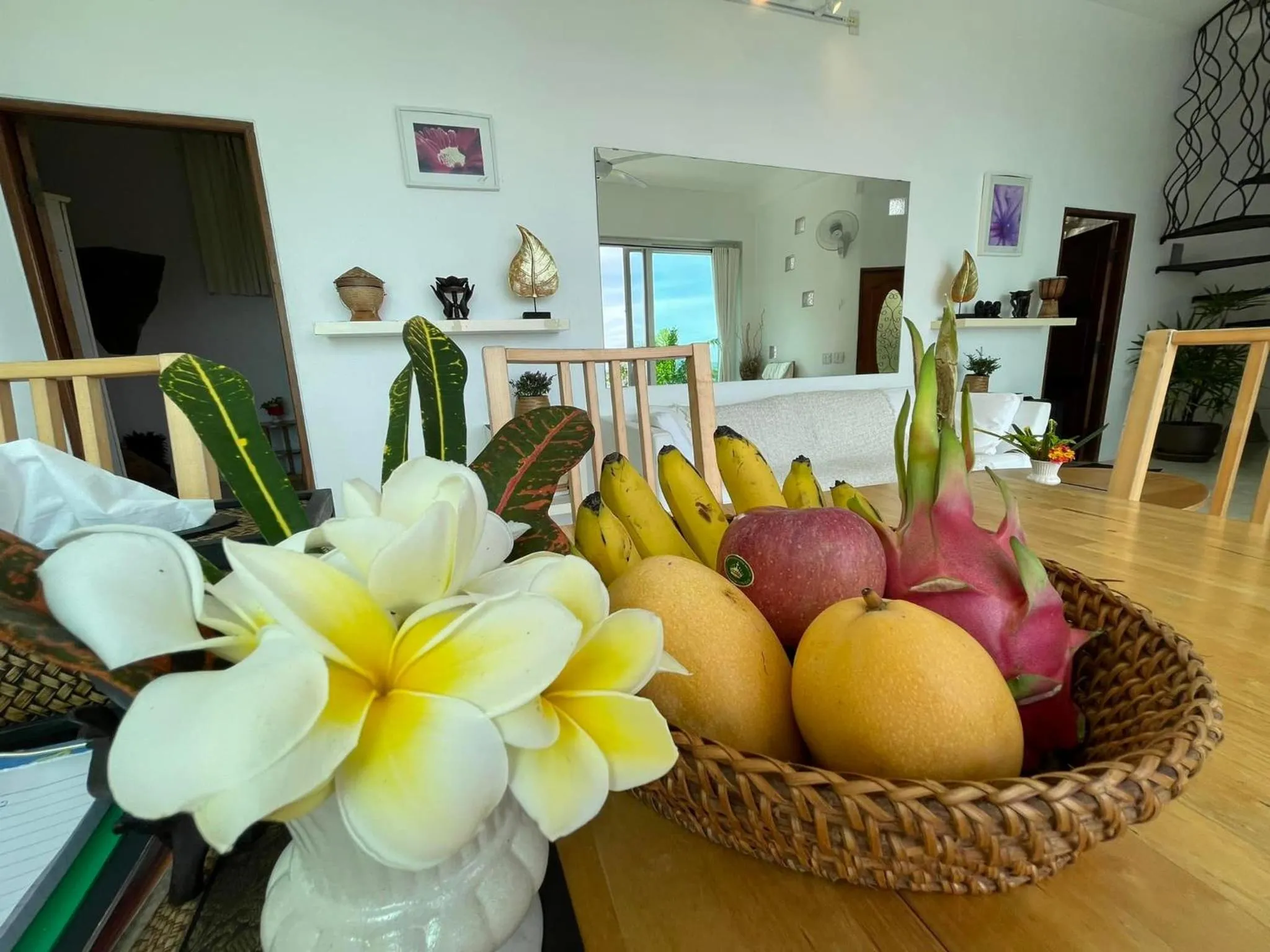 Food and drinks in Monkey Flower Villas