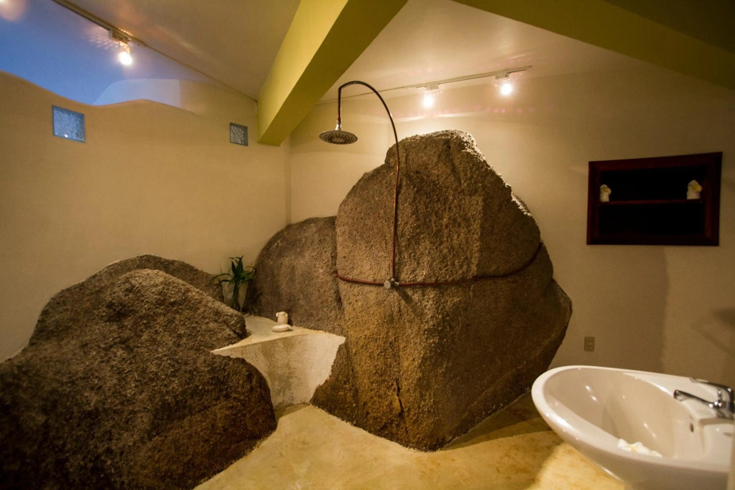 Shower in Monkey Flower Villas