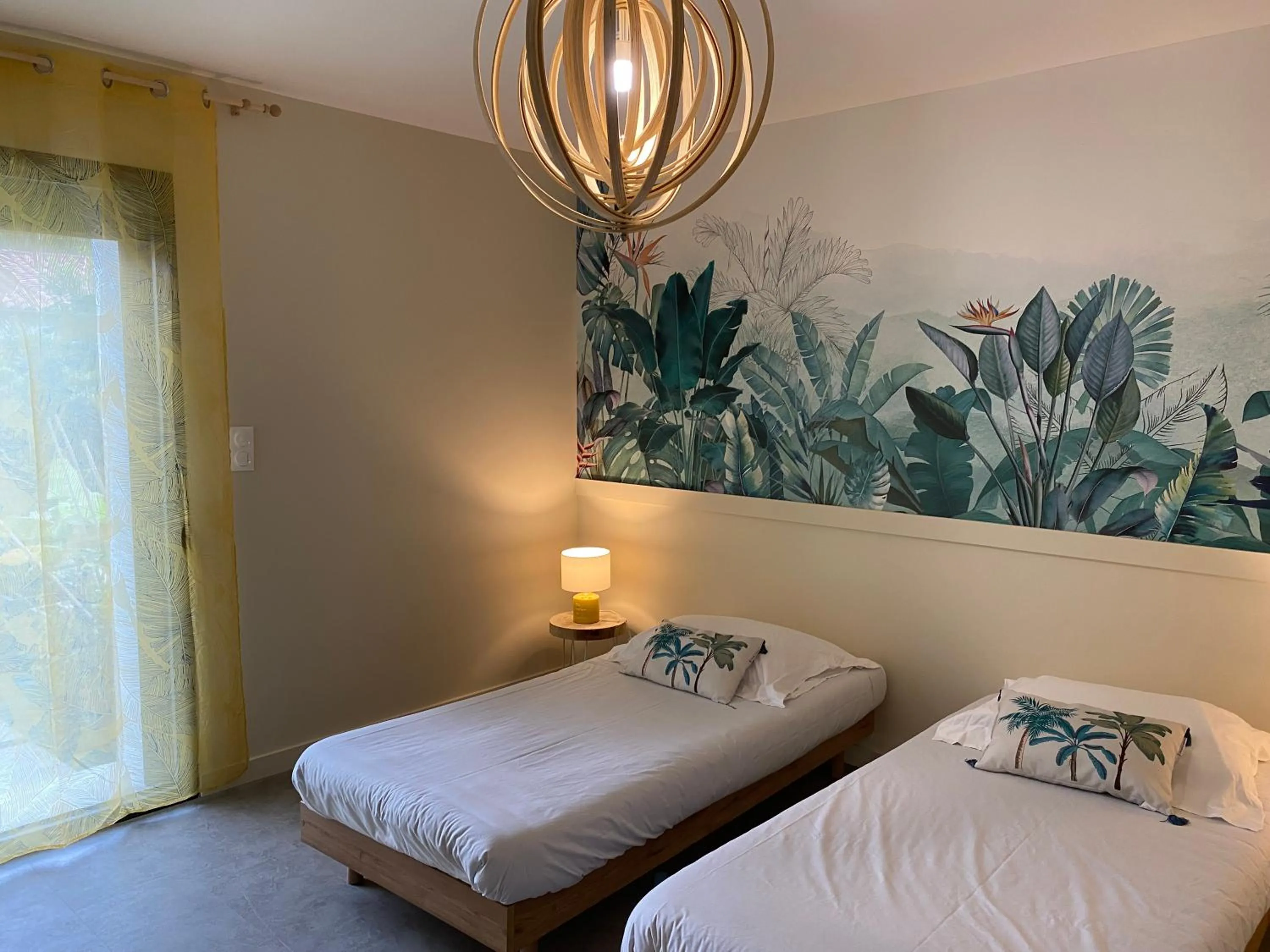 Bed in MAISON MIGNARDISE - Cité