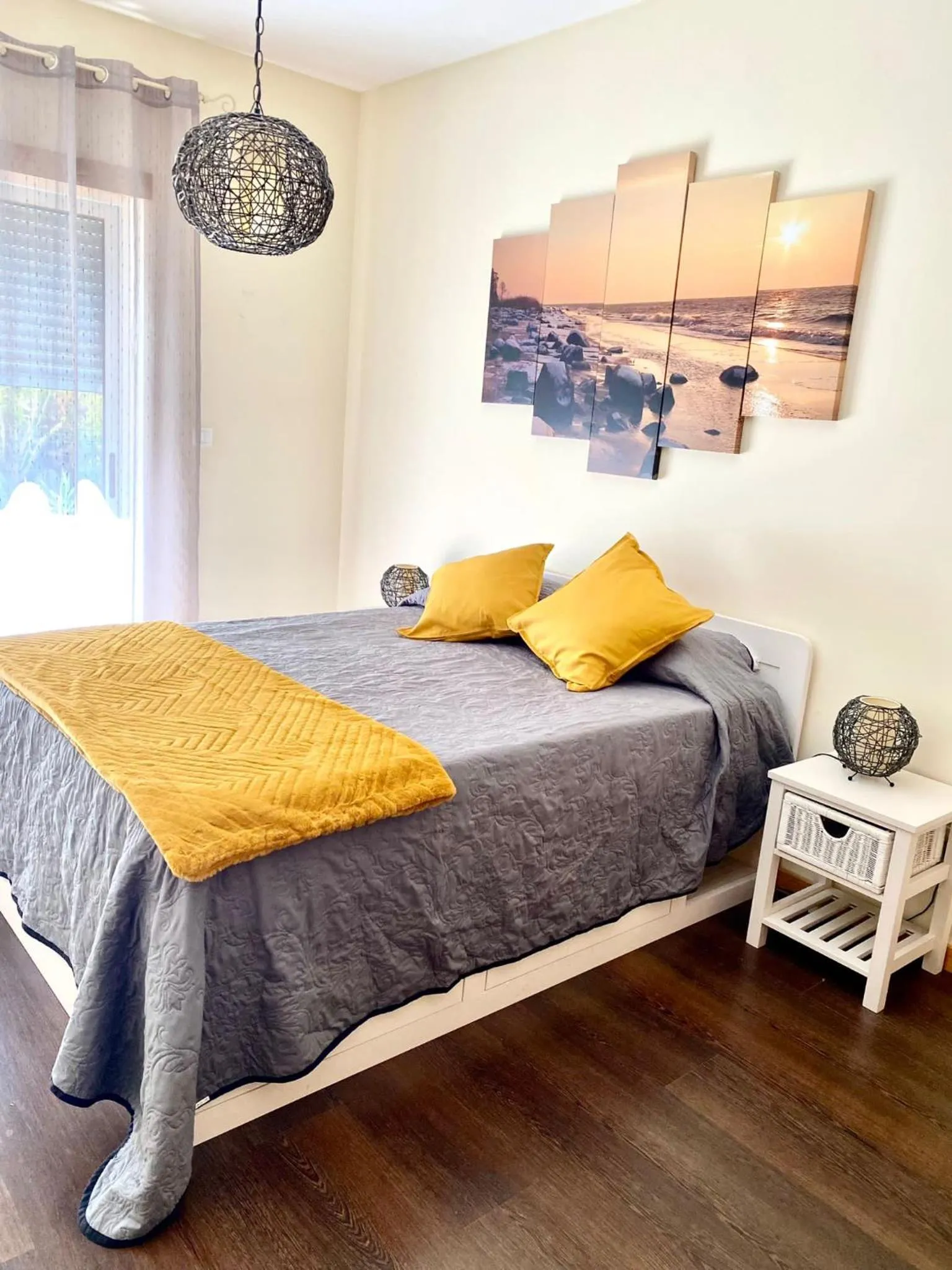 Bed in Condomínio Olhos D'água T1 - Praia, sol e felicidade
