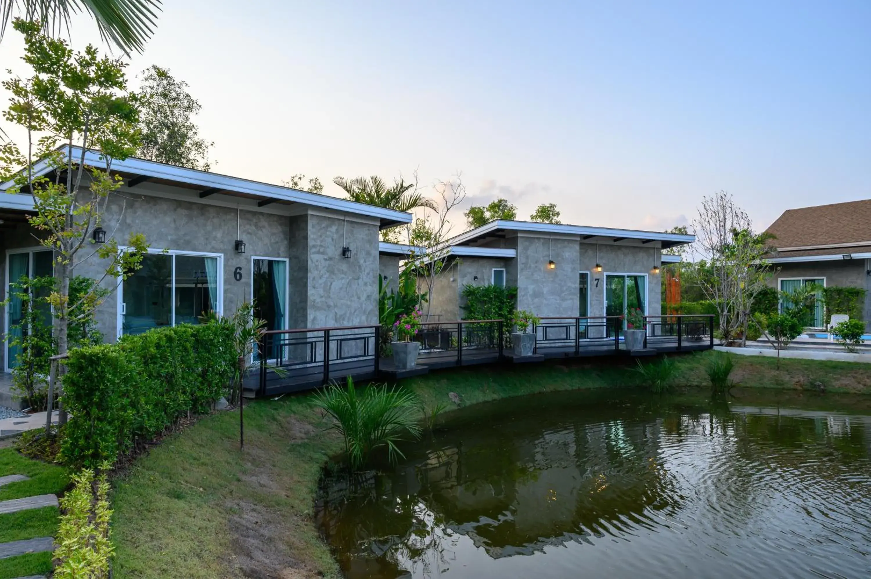 Property building in Loftpical Resort Property building in Loftpical Resort