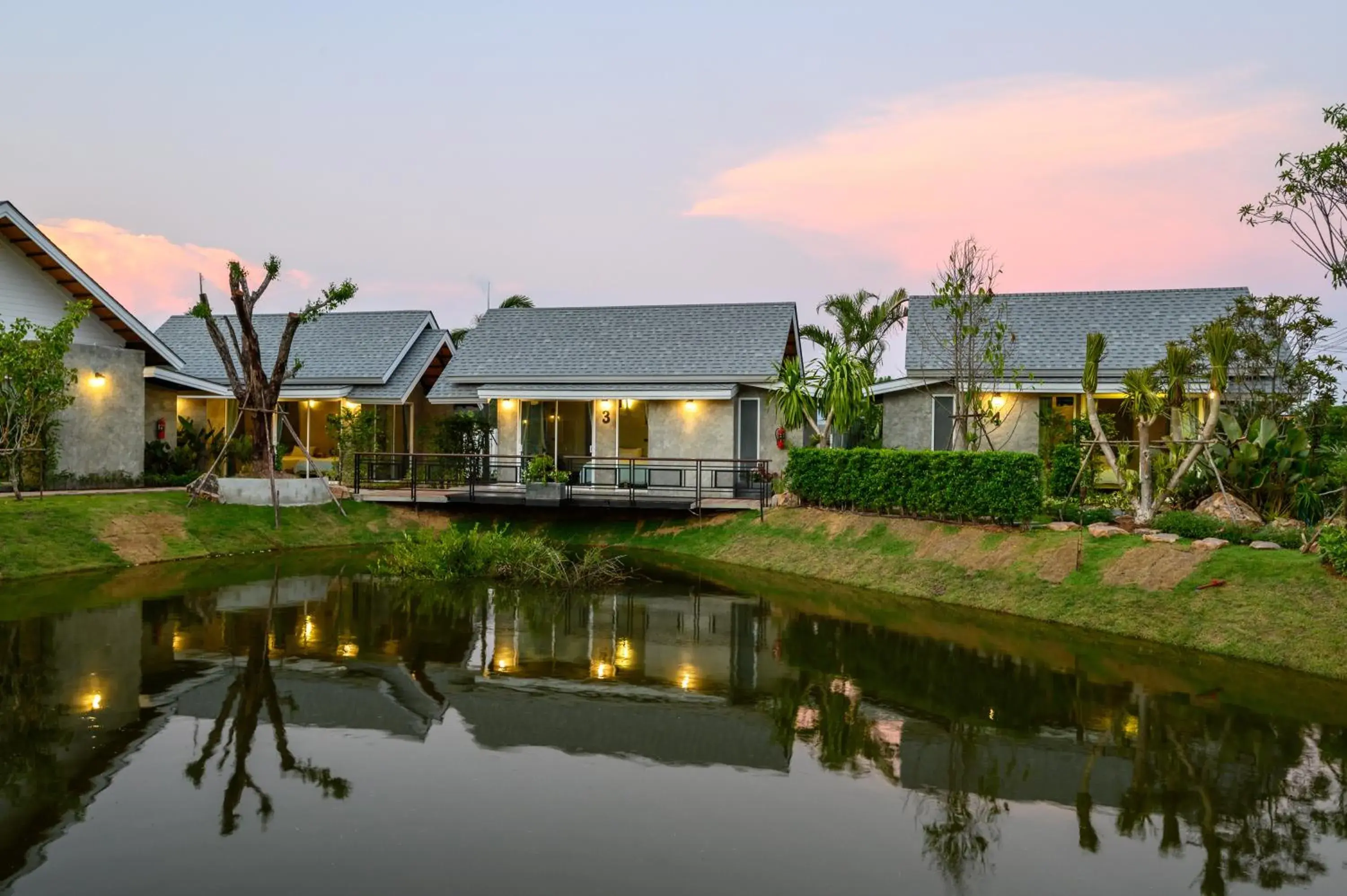 Garden view in Loftpical Resort Garden view in Loftpical Resort