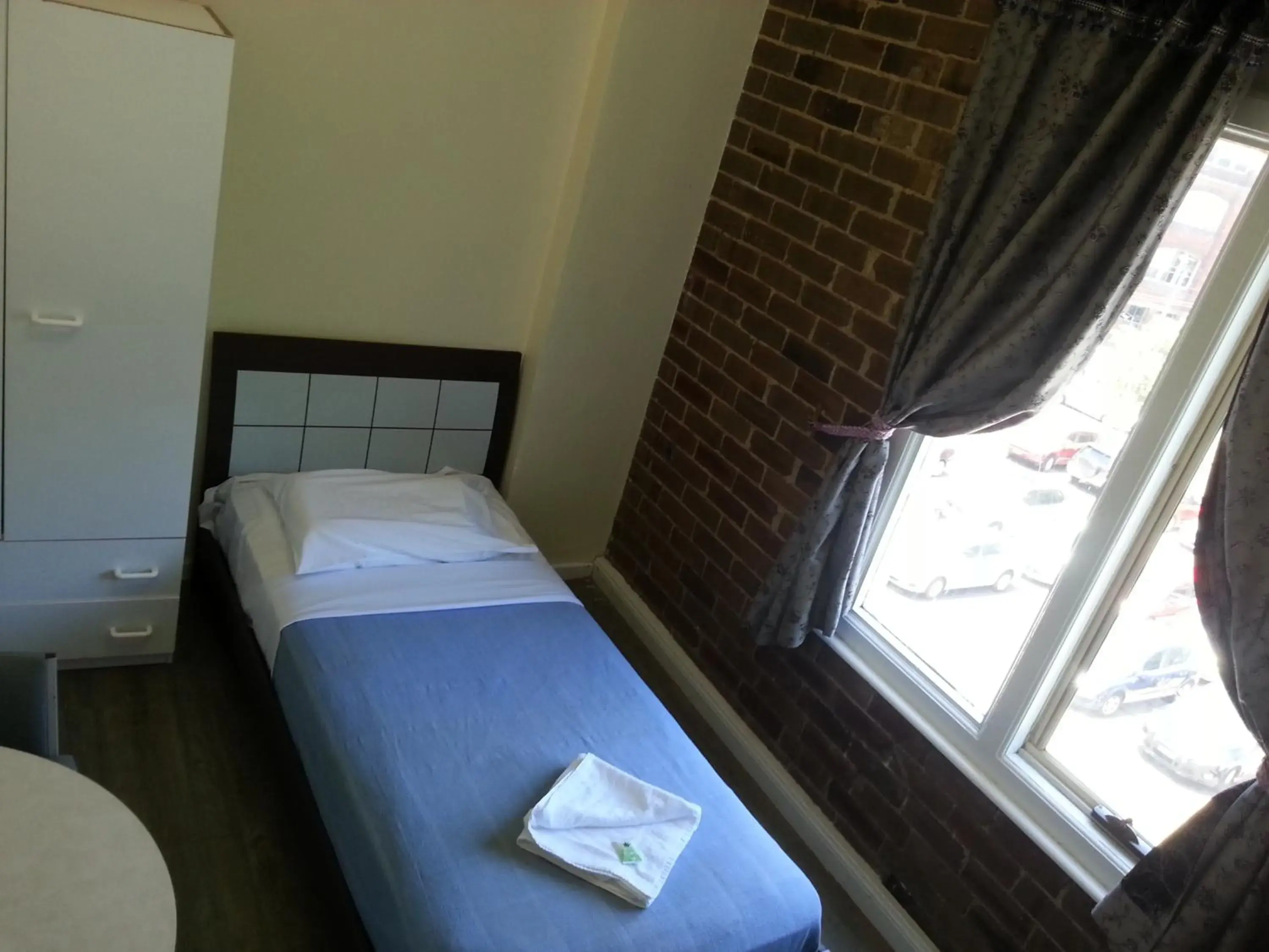 Bed in Central Private Hotel Bed in Central Private Hotel