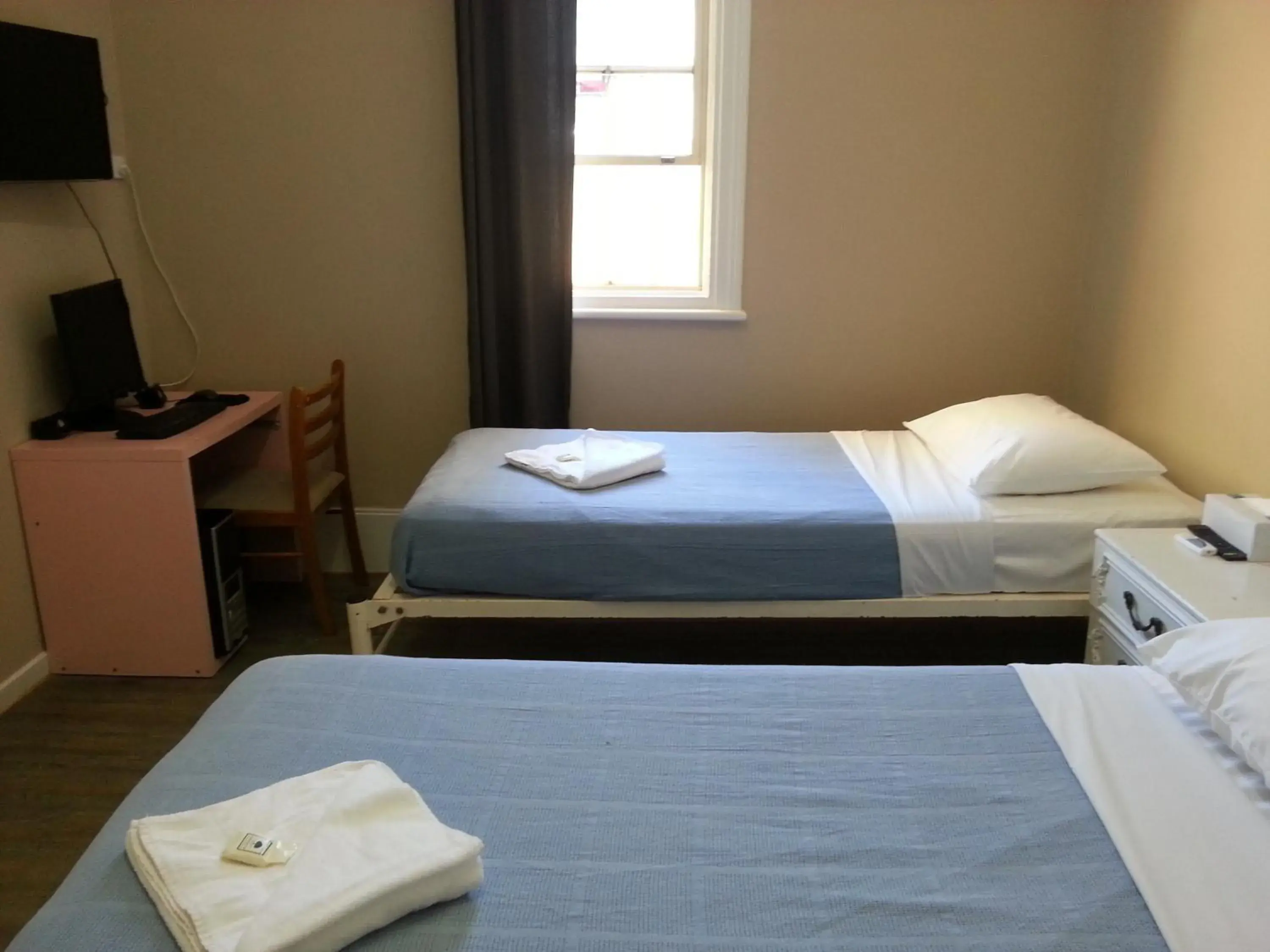 Photo of the whole room, Bed in Central Private Hotel Photo of the whole room, Bed in Central Private Hotel