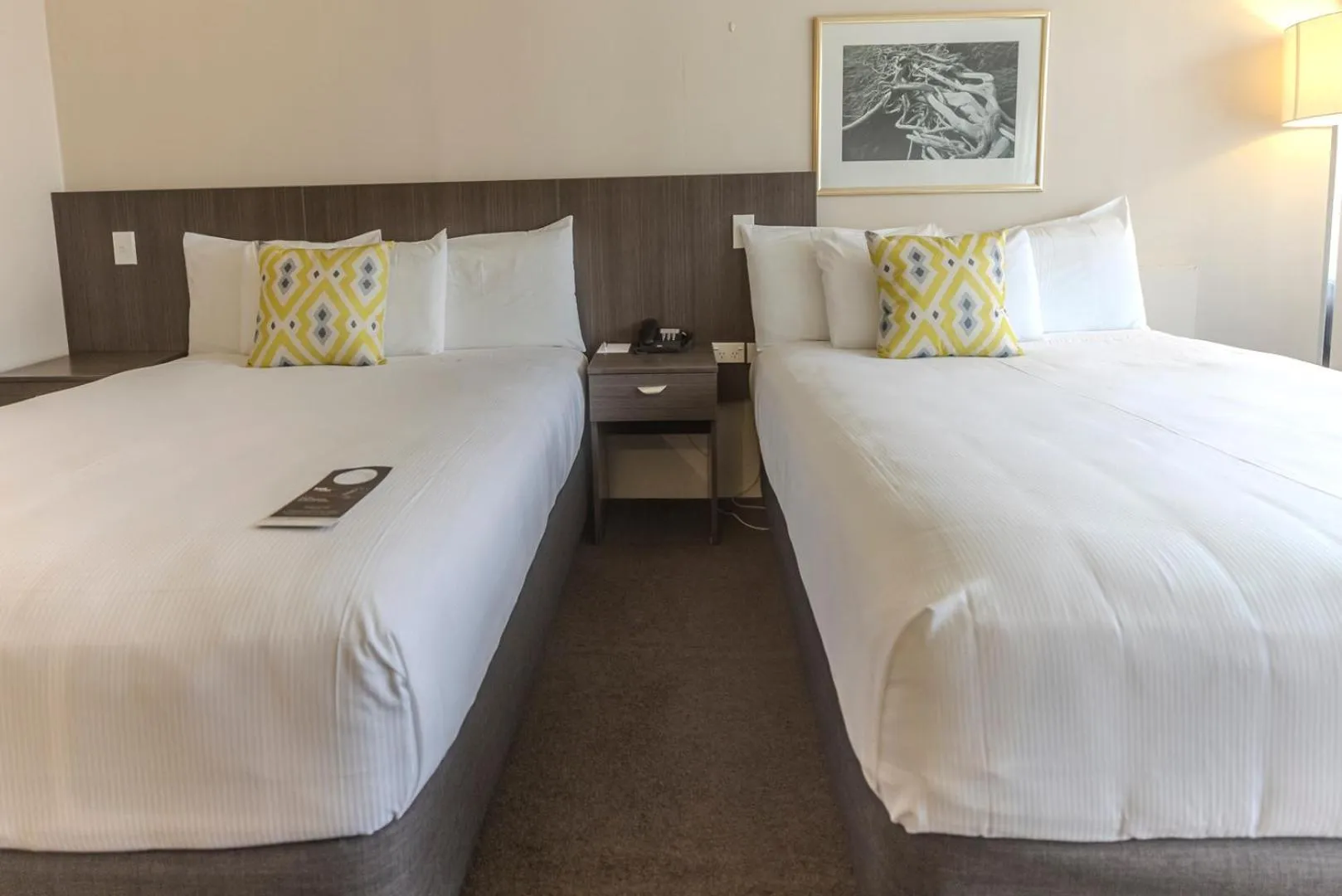 Bed in Kingsgate Hotel Te Anau