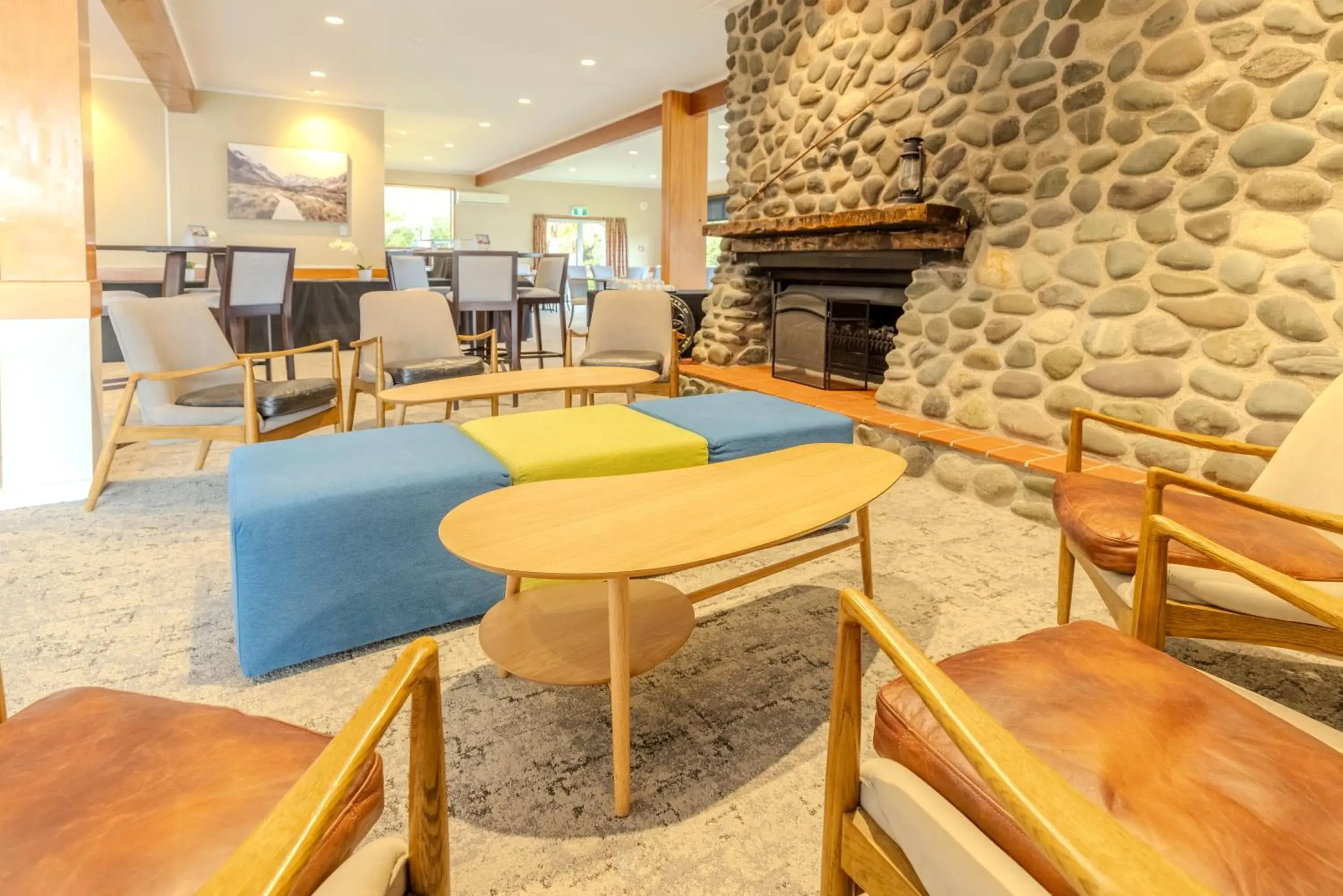 Lounge or bar in Kingsgate Hotel Te Anau Lounge or bar in Kingsgate Hotel Te Anau