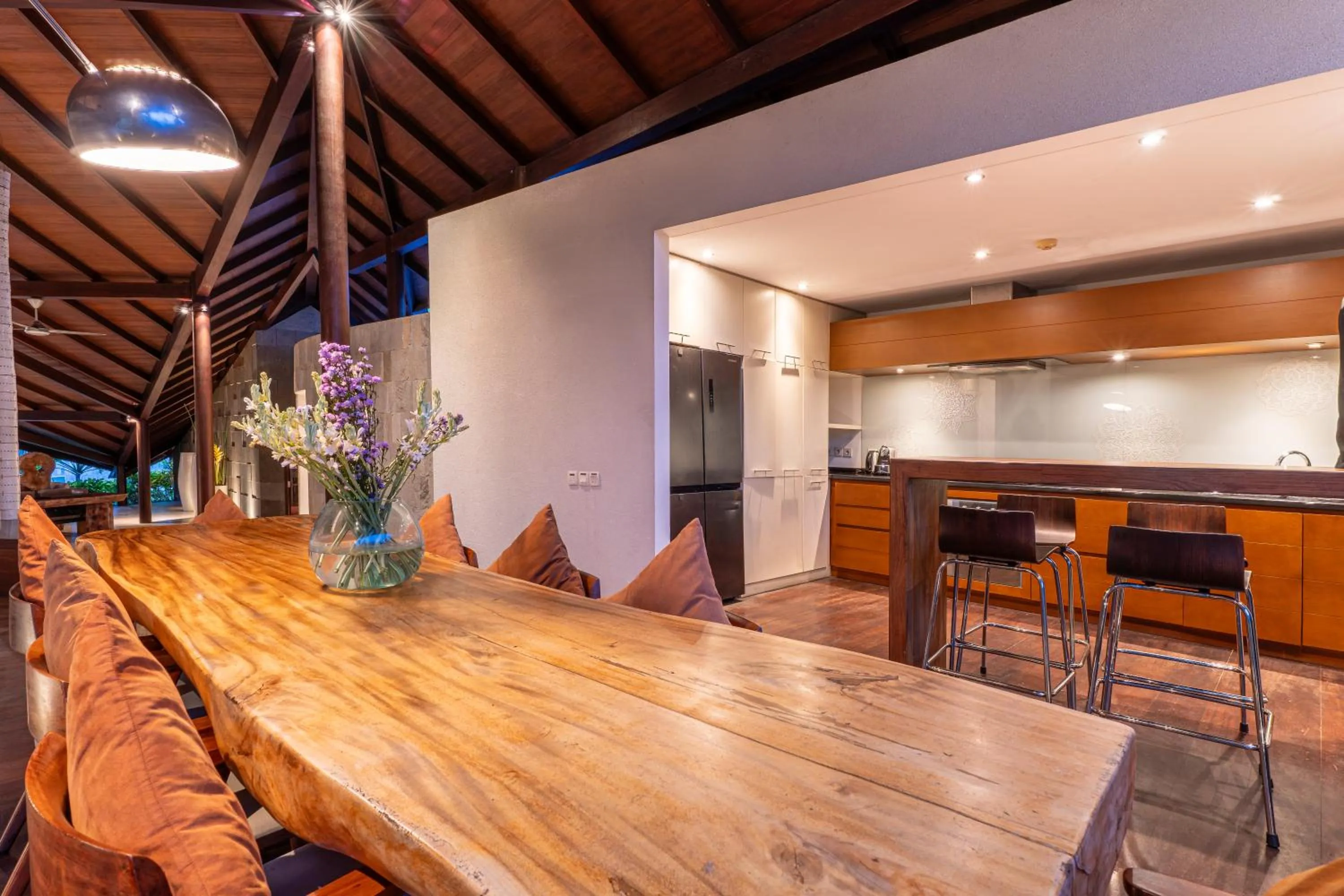 Kitchen or kitchenette in The Layar - Designer Villas and Spa, CHSE Certified