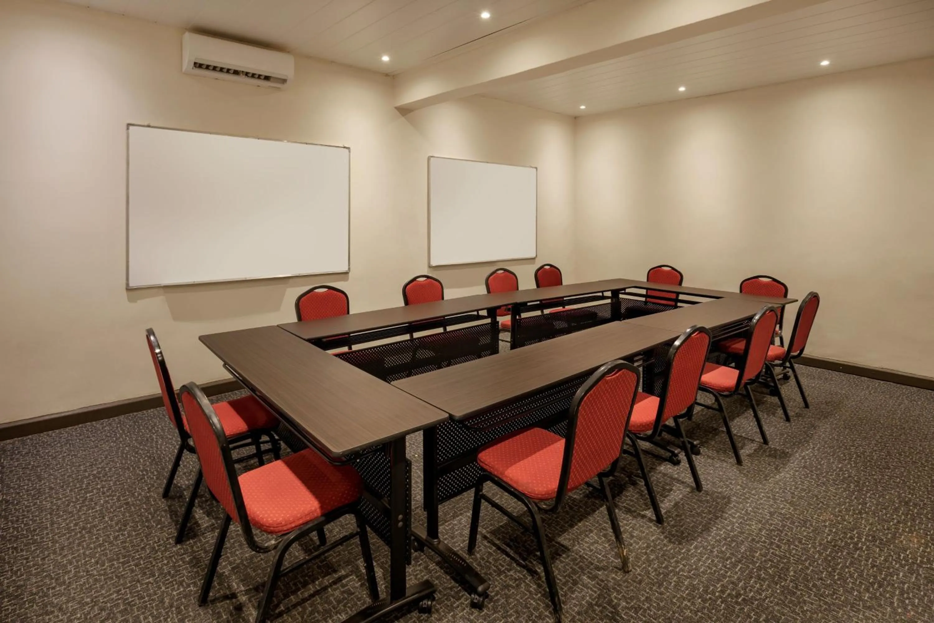 Meeting/conference room in Protea Hotel by Marriott Chipata