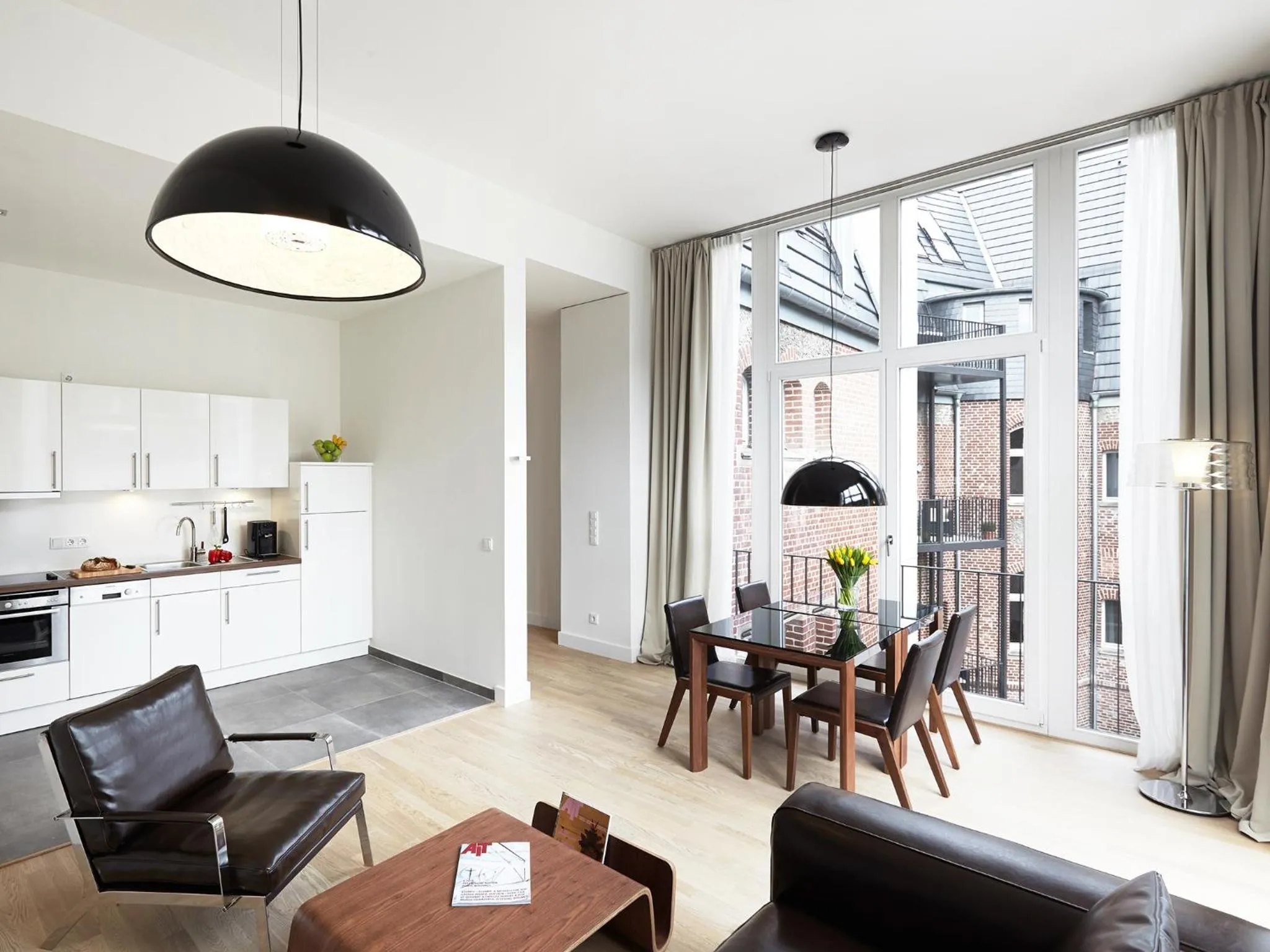 Coffee/tea facilities in The Red Apartments