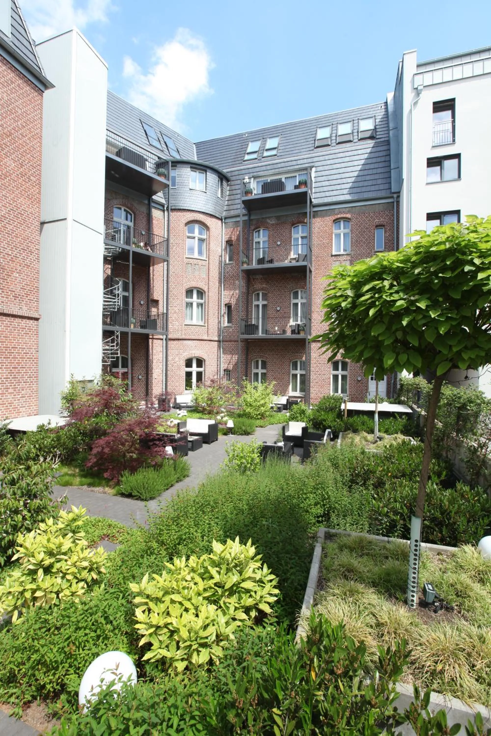Patio in The Red Apartments