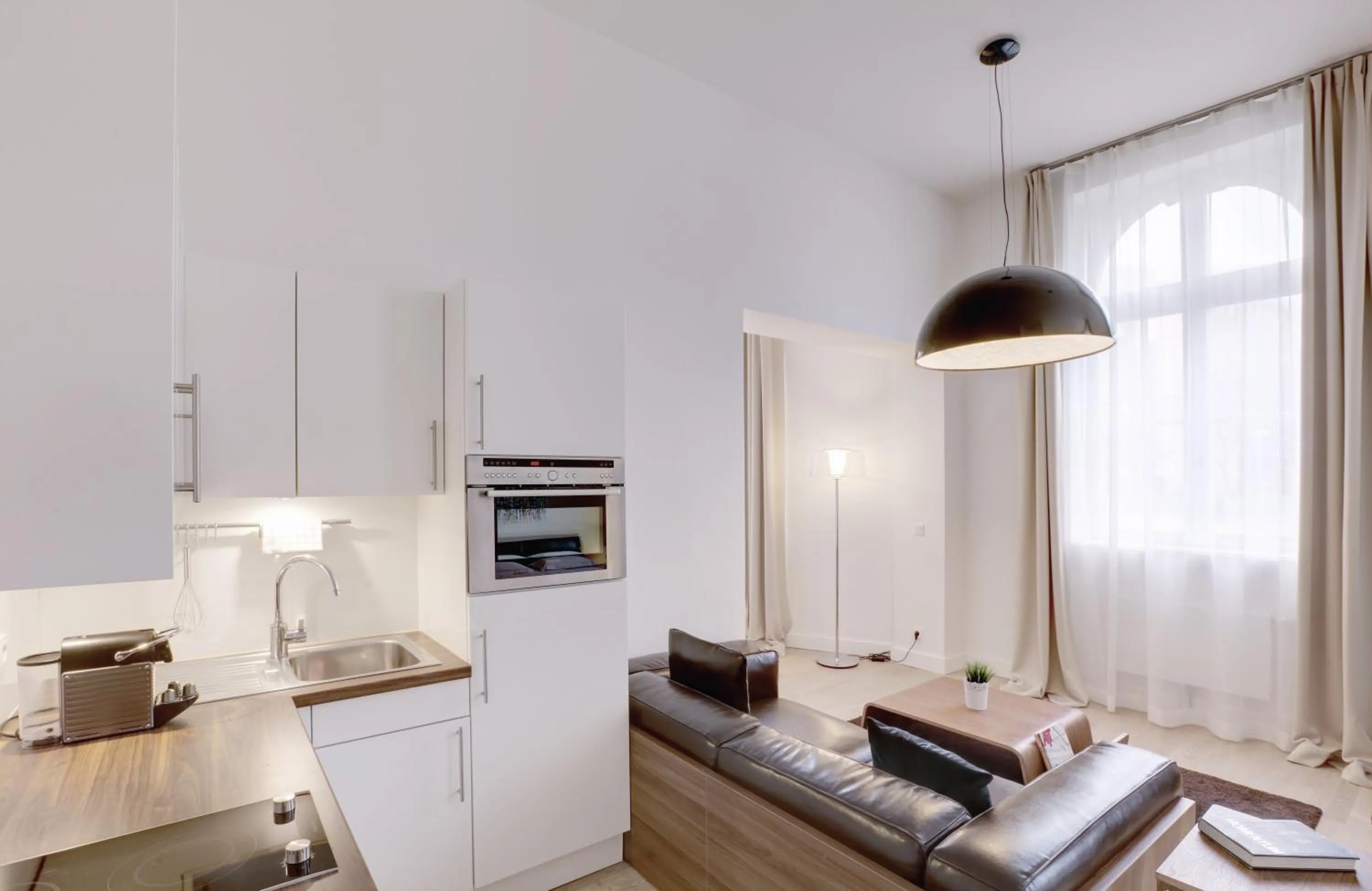 Kitchen or kitchenette in The Red Apartments
