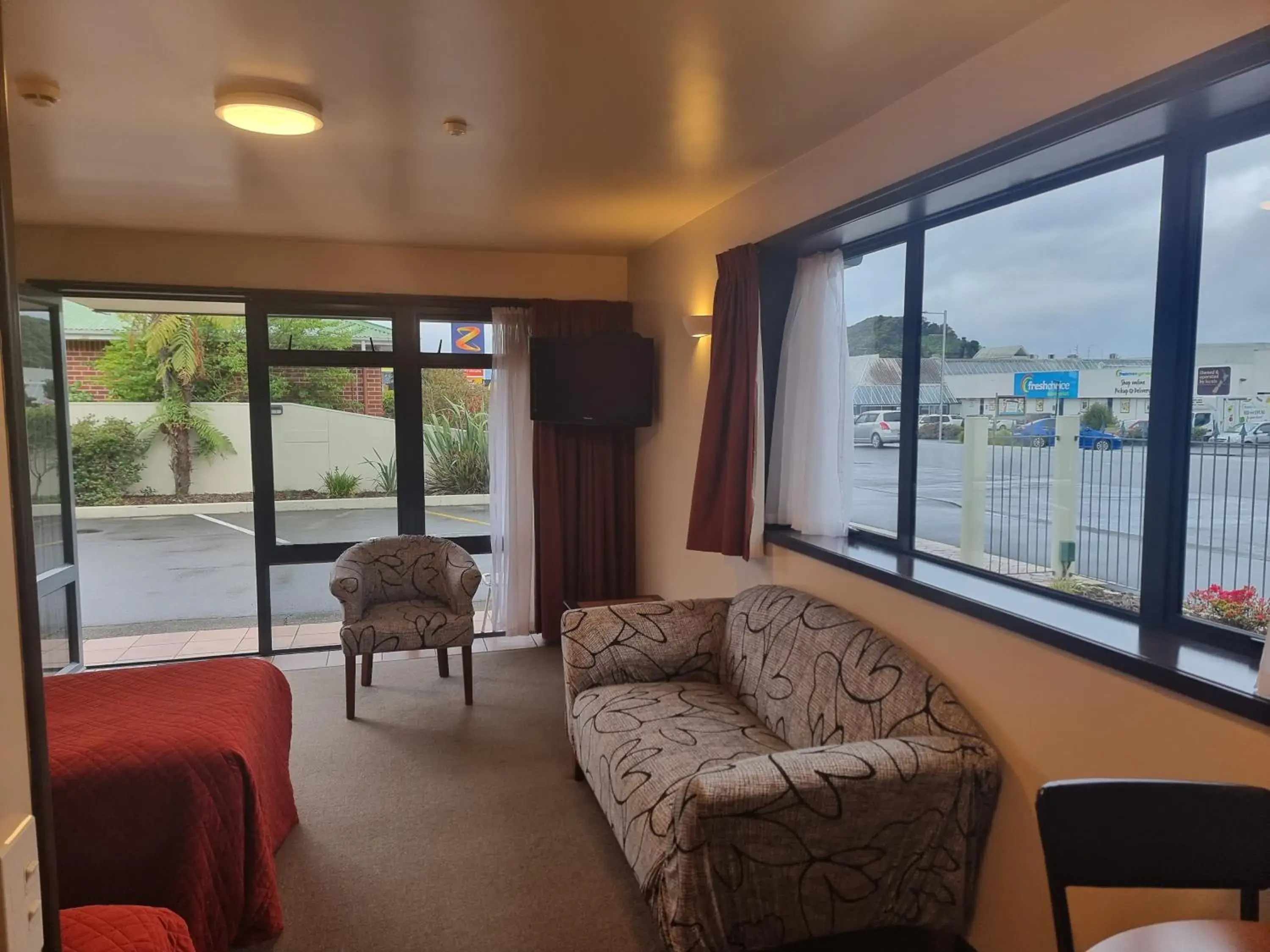 View (from property/room) in Broadway Motel View (from property/room) in Broadway Motel