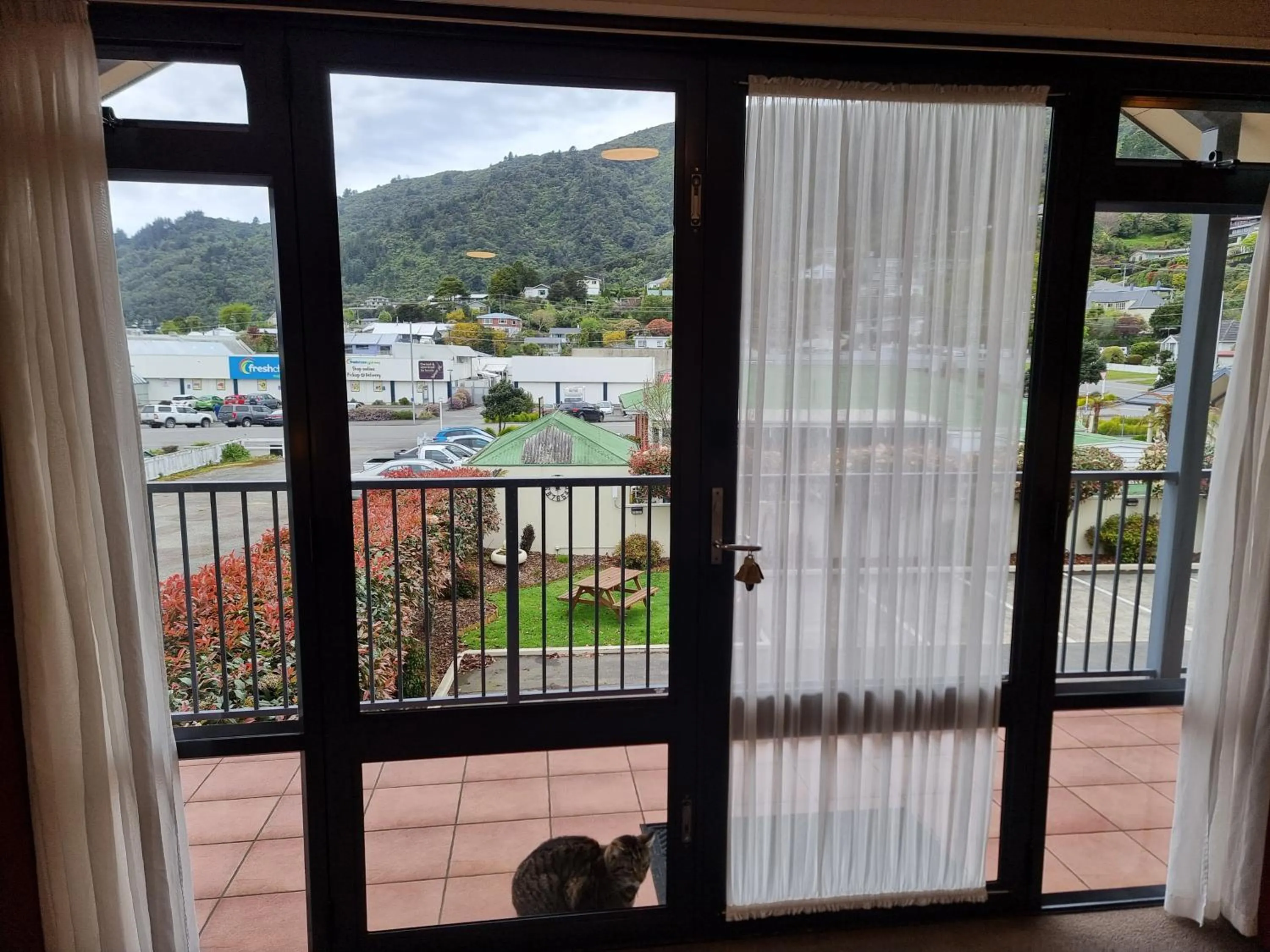 View (from property/room) in Broadway Motel