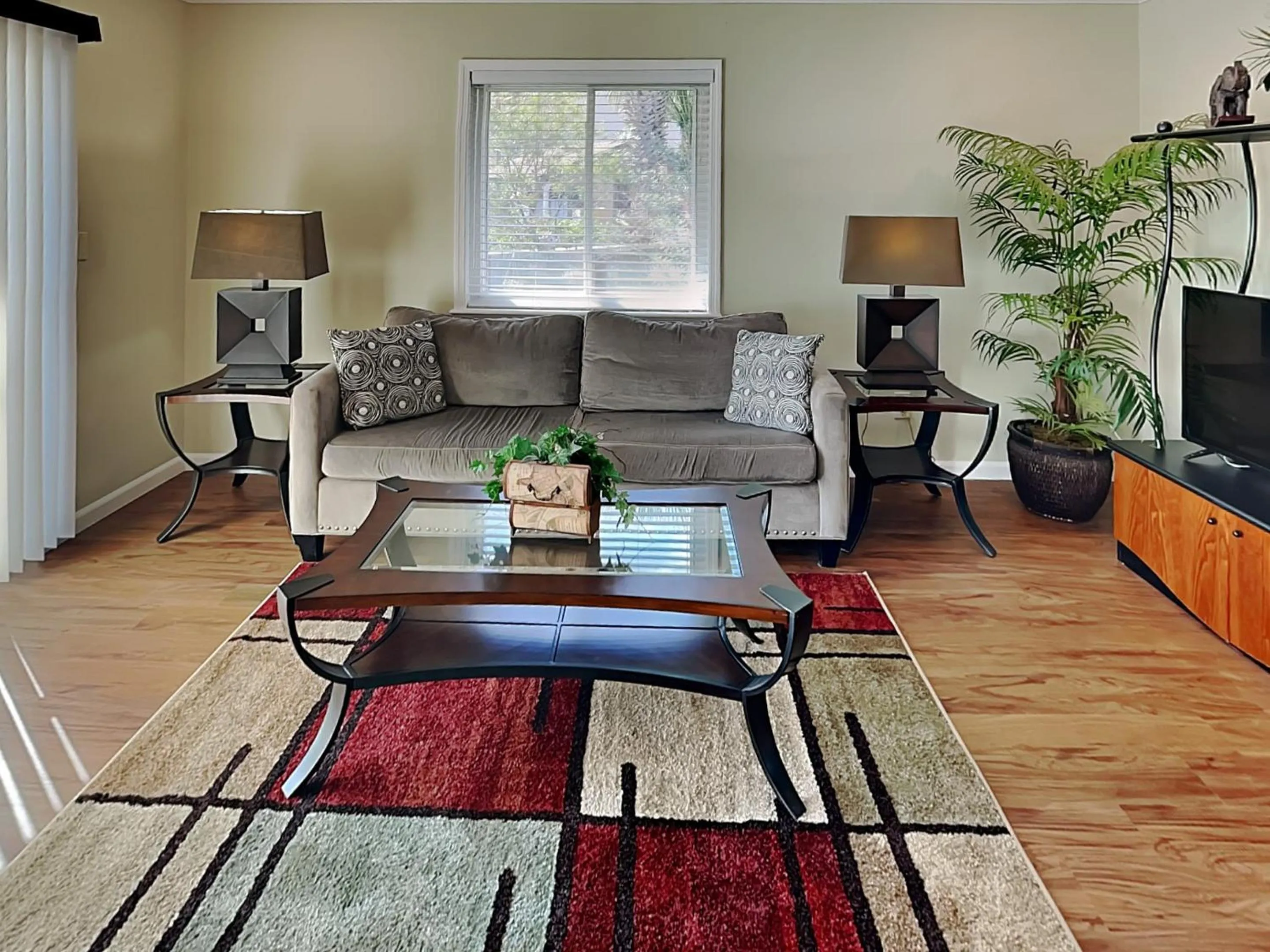 Property building in Sea Urchin 39