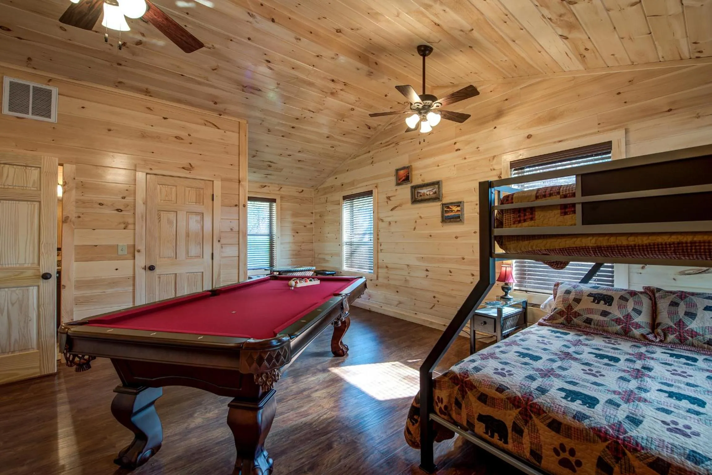 Property building in Woodland Escape