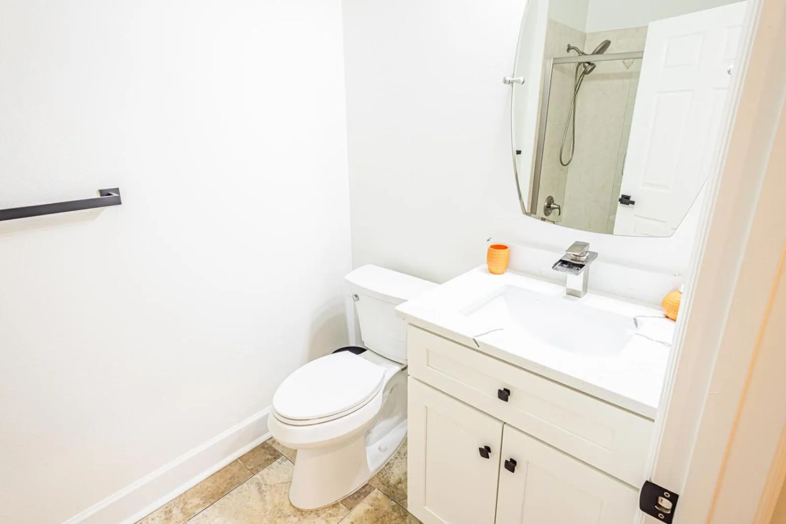 Shower in 933 Cinnamon Beach