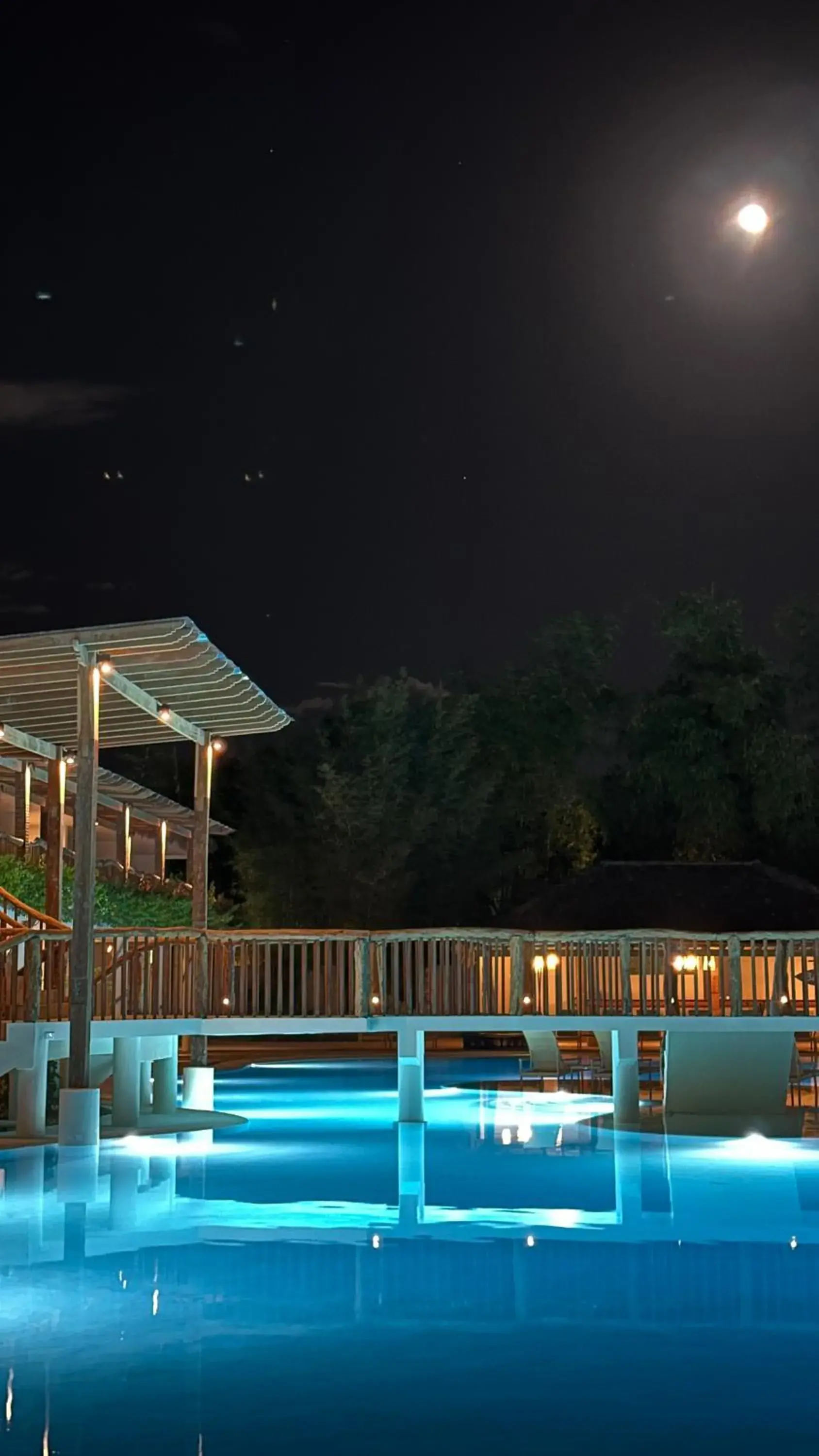 Swimming pool in Bluewater Panglao Beach Resort Swimming pool in Bluewater Panglao Beach Resort