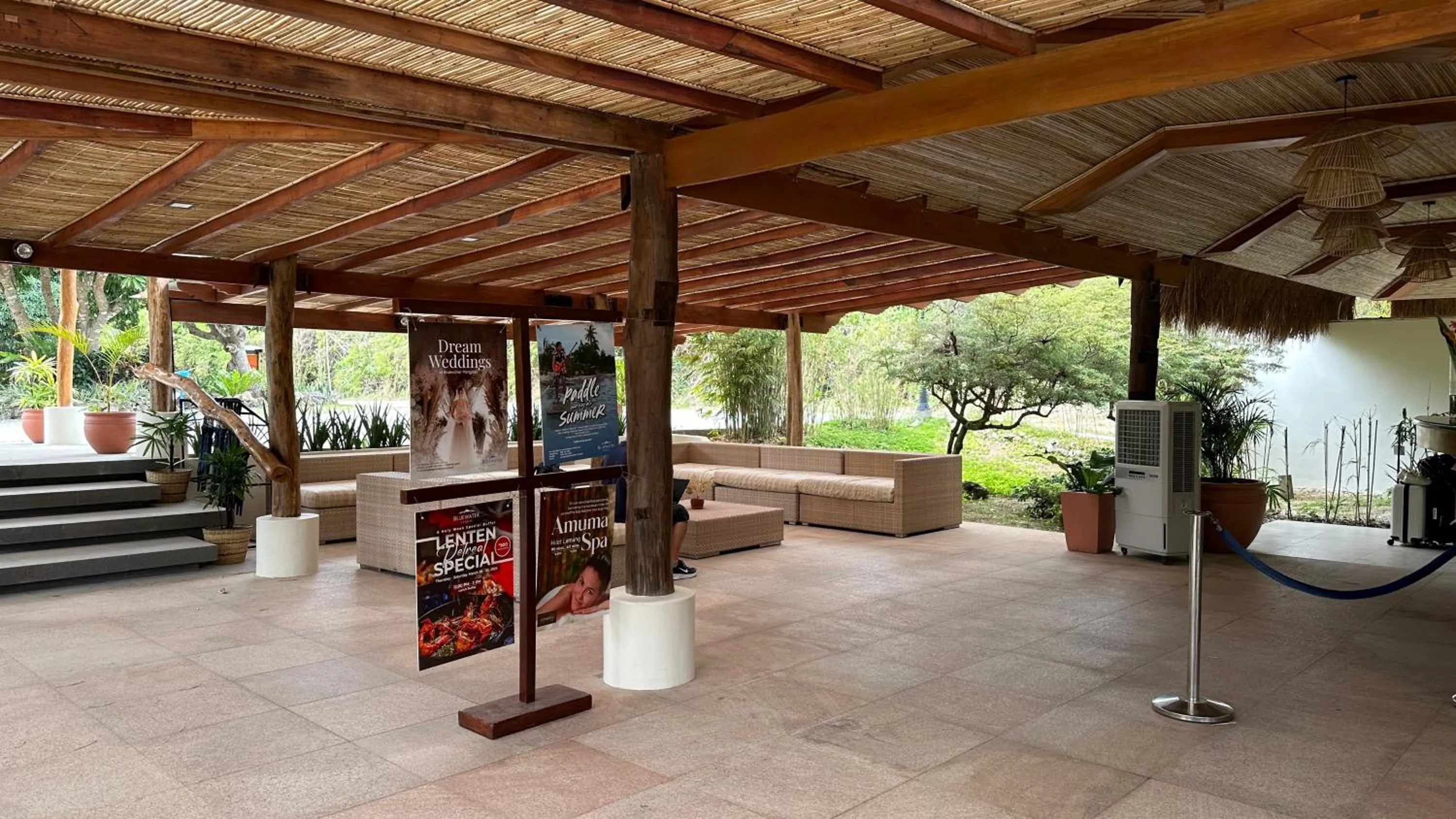 Lobby or reception in Bluewater Panglao Beach Resort