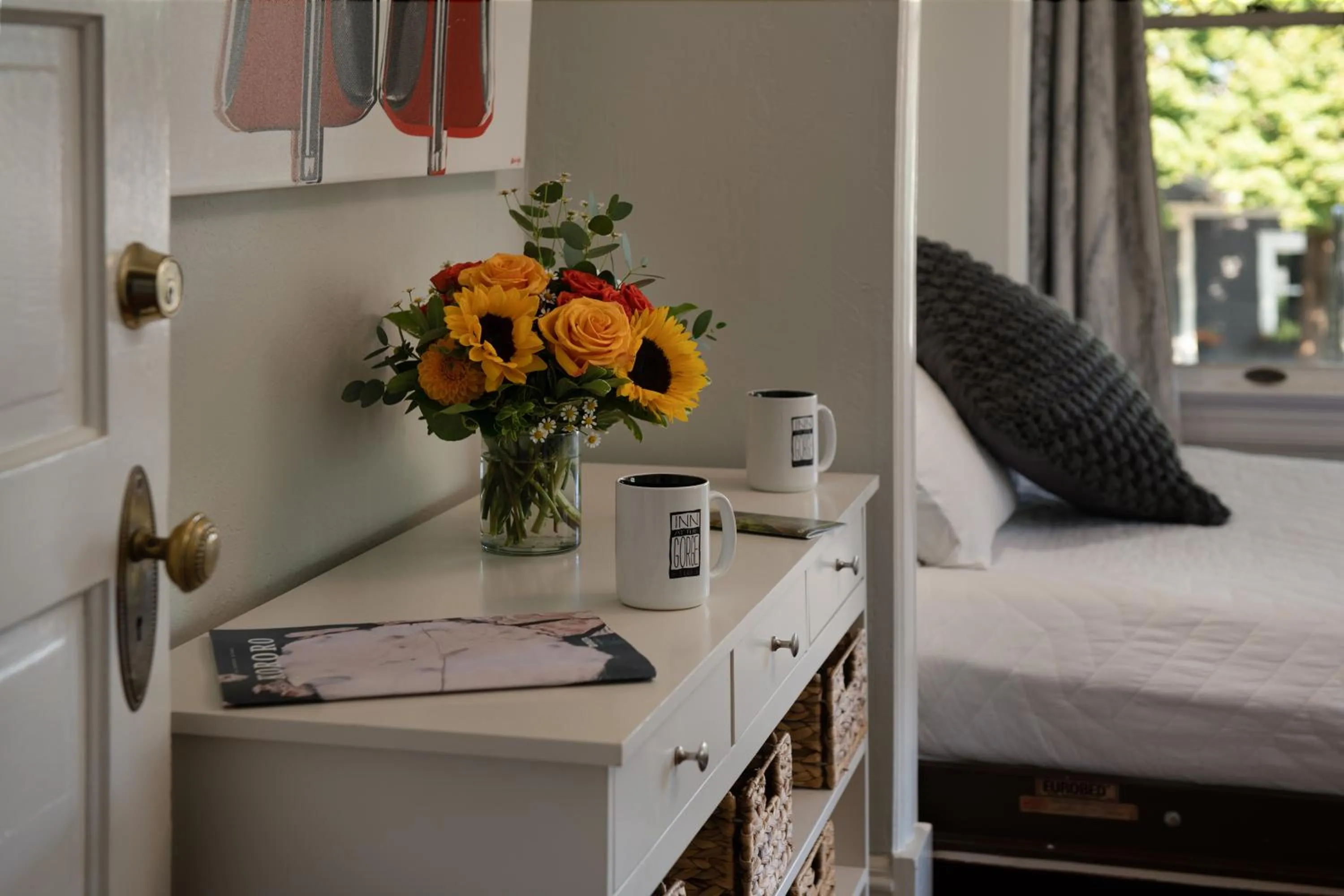 Bedroom, Bed in Inn at the Gorge