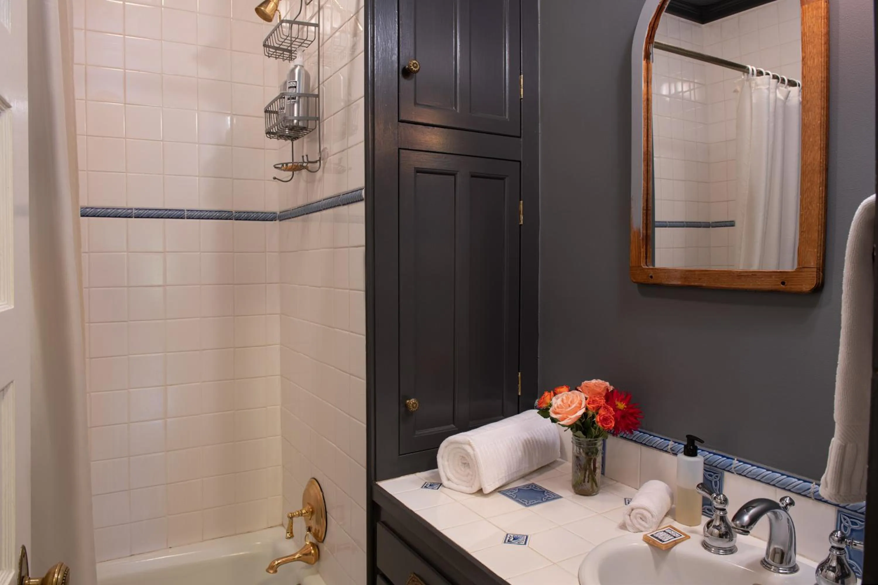 Bathroom in Inn at the Gorge