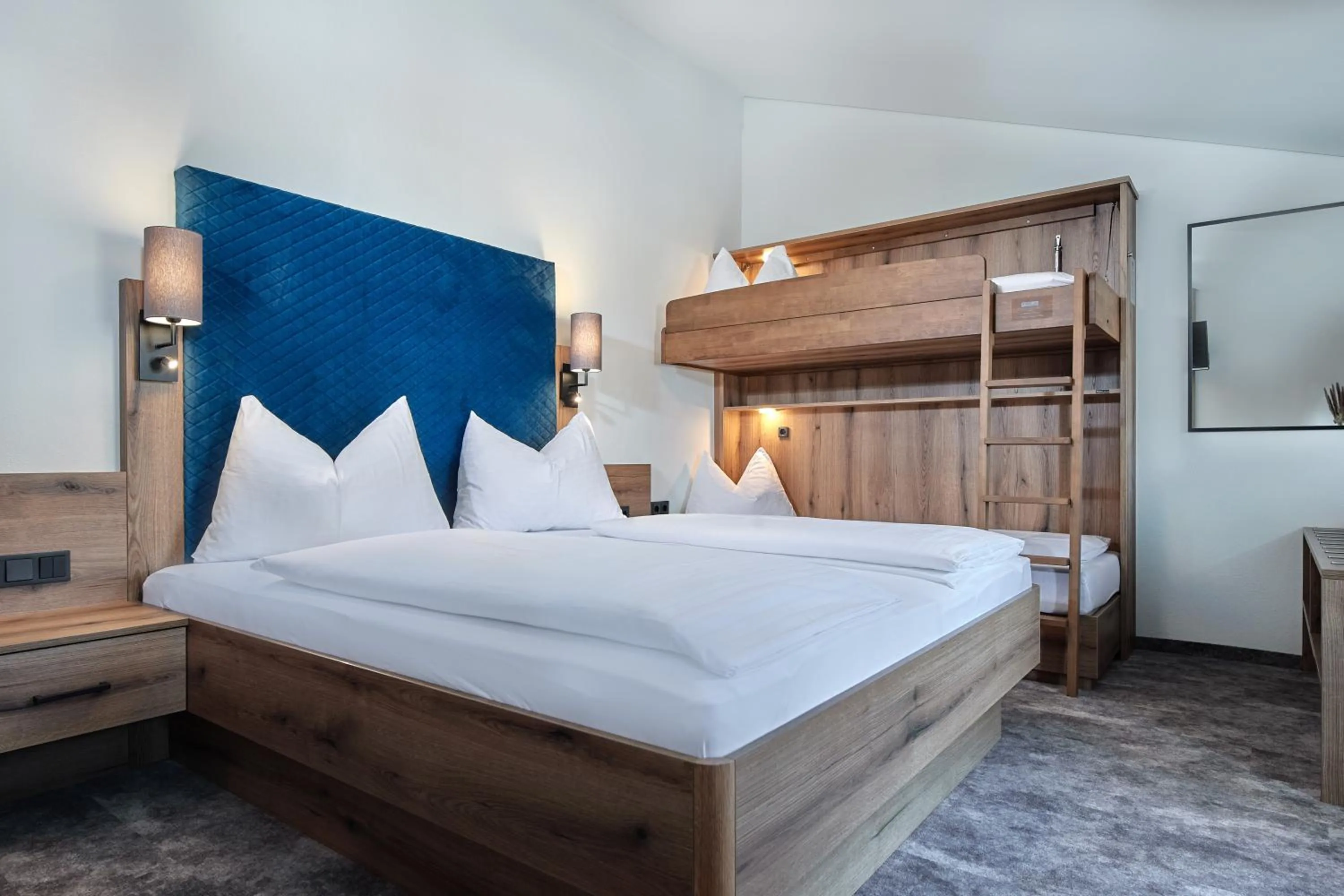 Photo of the whole room, Bed in Lerchs Landhotel