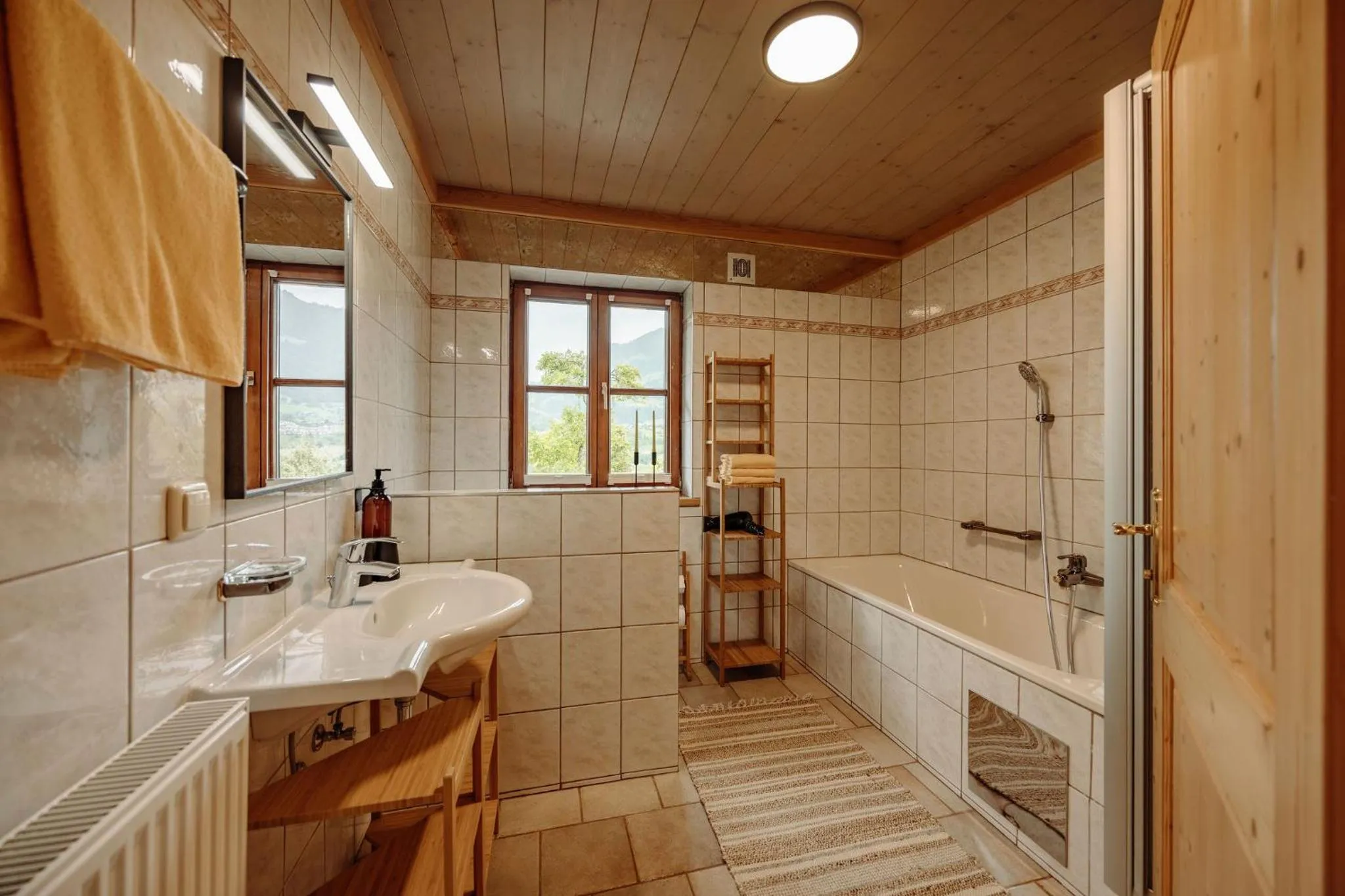 Bathroom in Lerchs Landhotel
