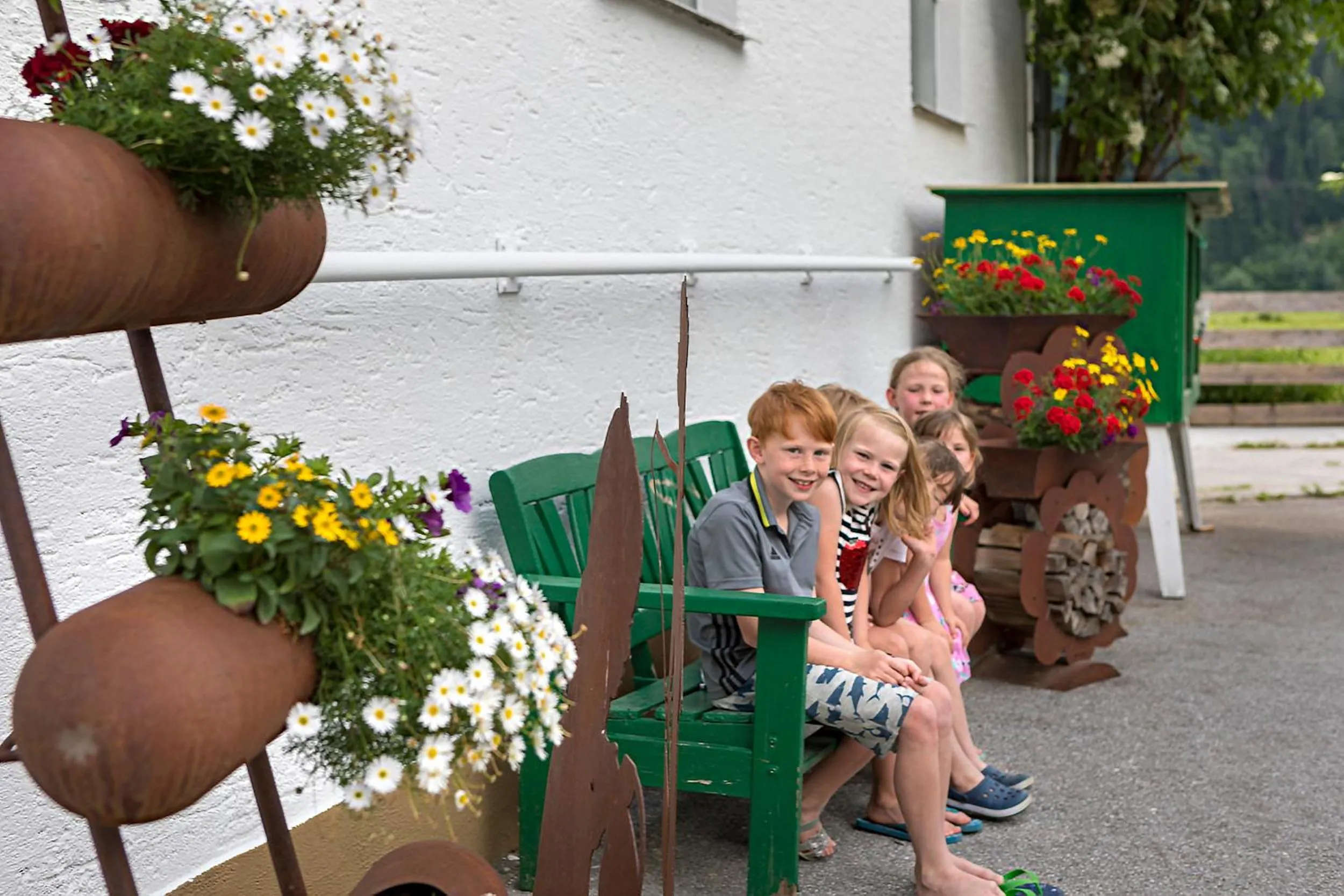 children in Lerchs Landhotel