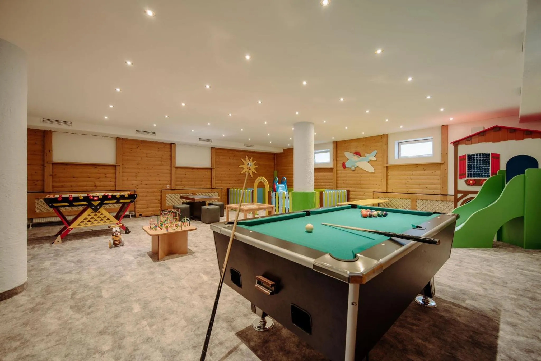 Game Room in Lerchs Landhotel
