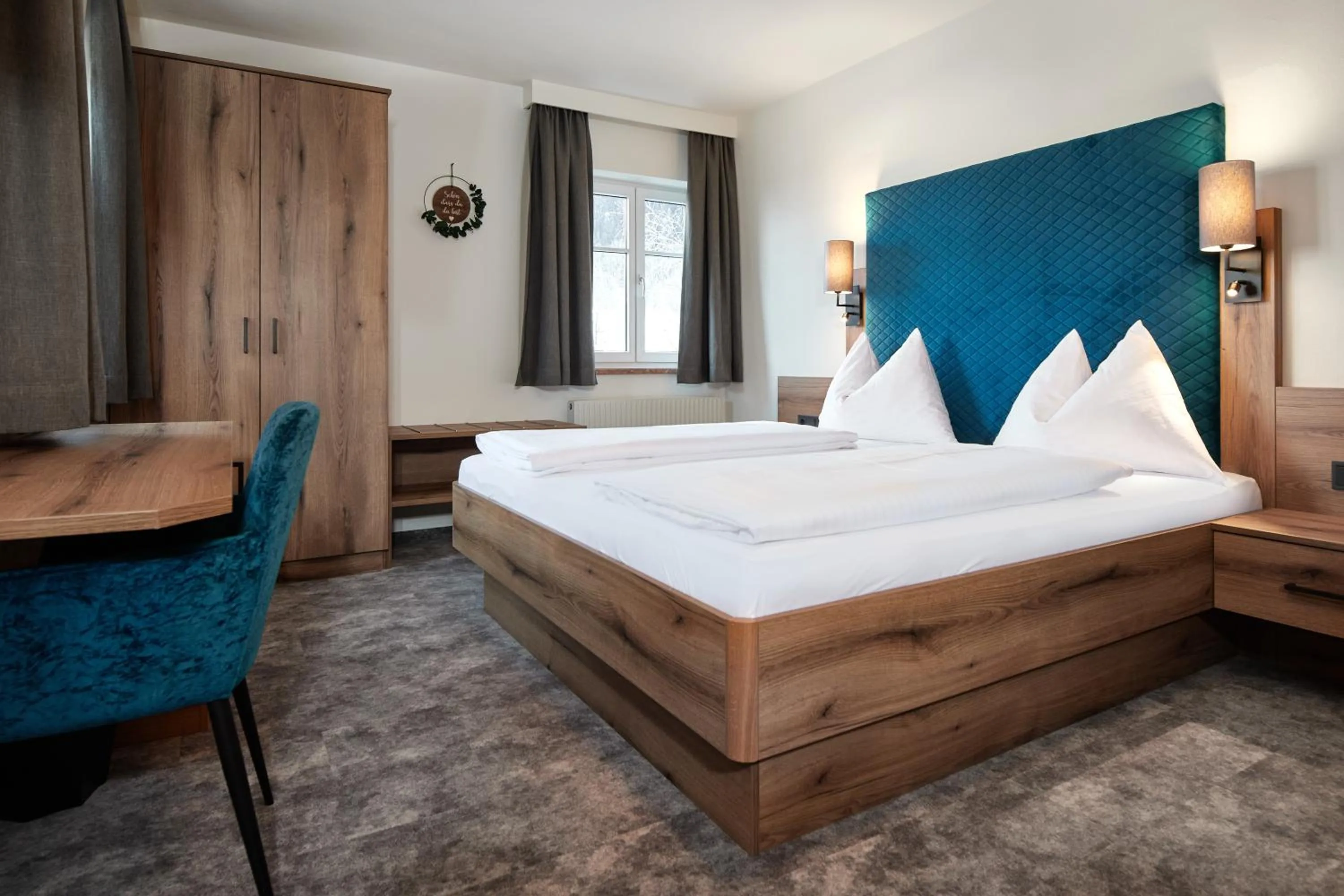 Bed in Lerchs Landhotel