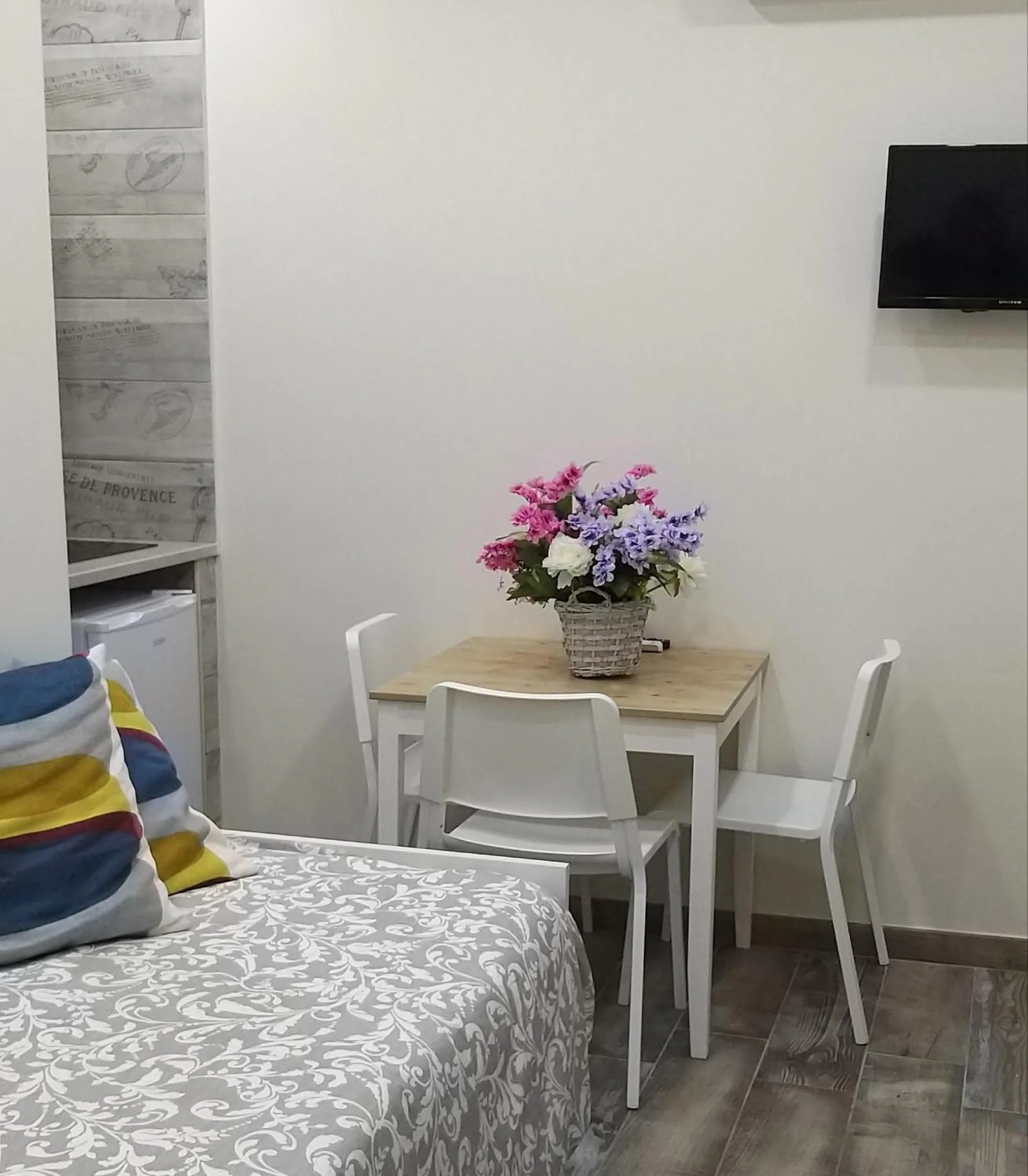 Dining area, Bed in O' Scartellato