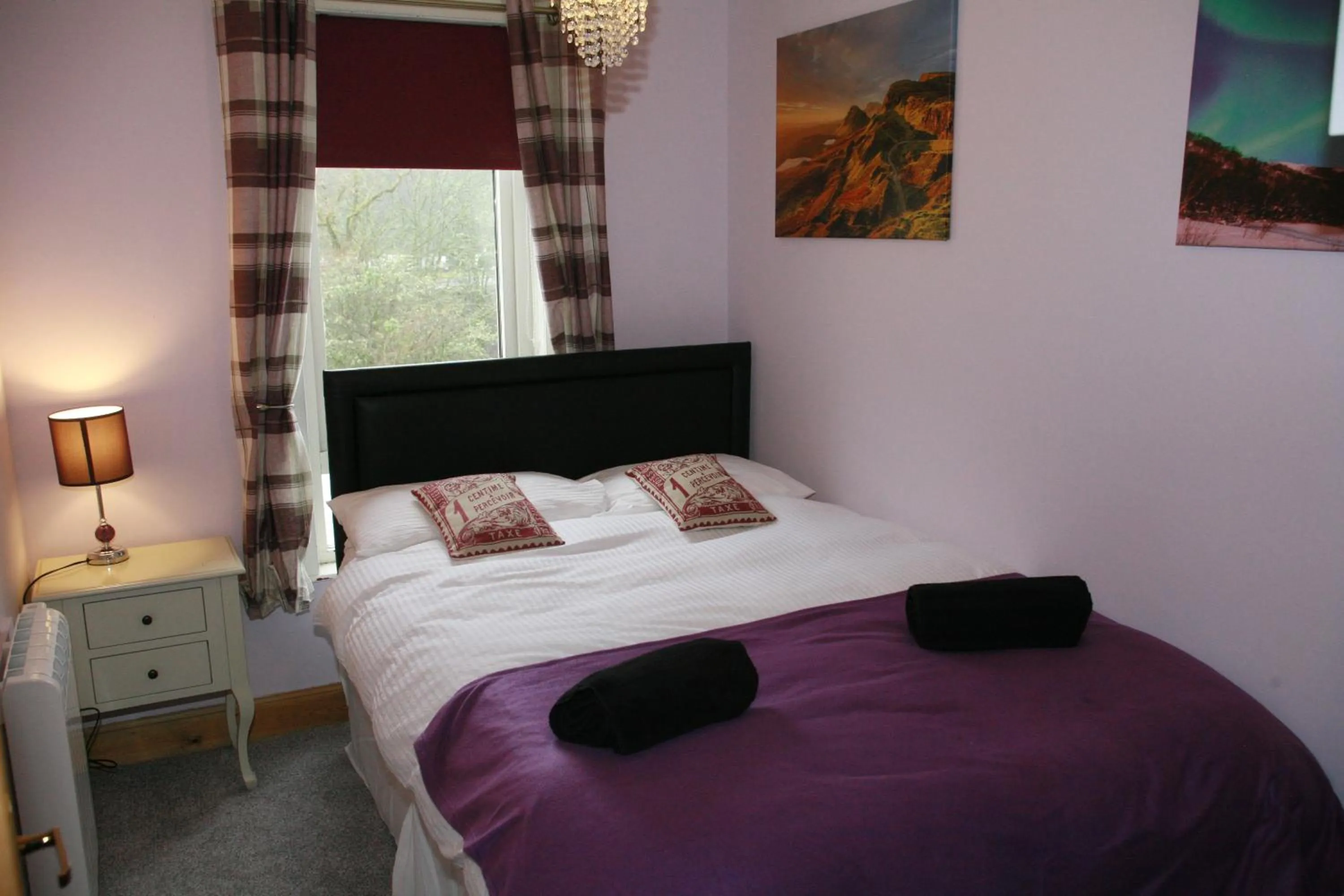 Decorative detail, Bed in Glenlochy Nevis Bridge Apartments