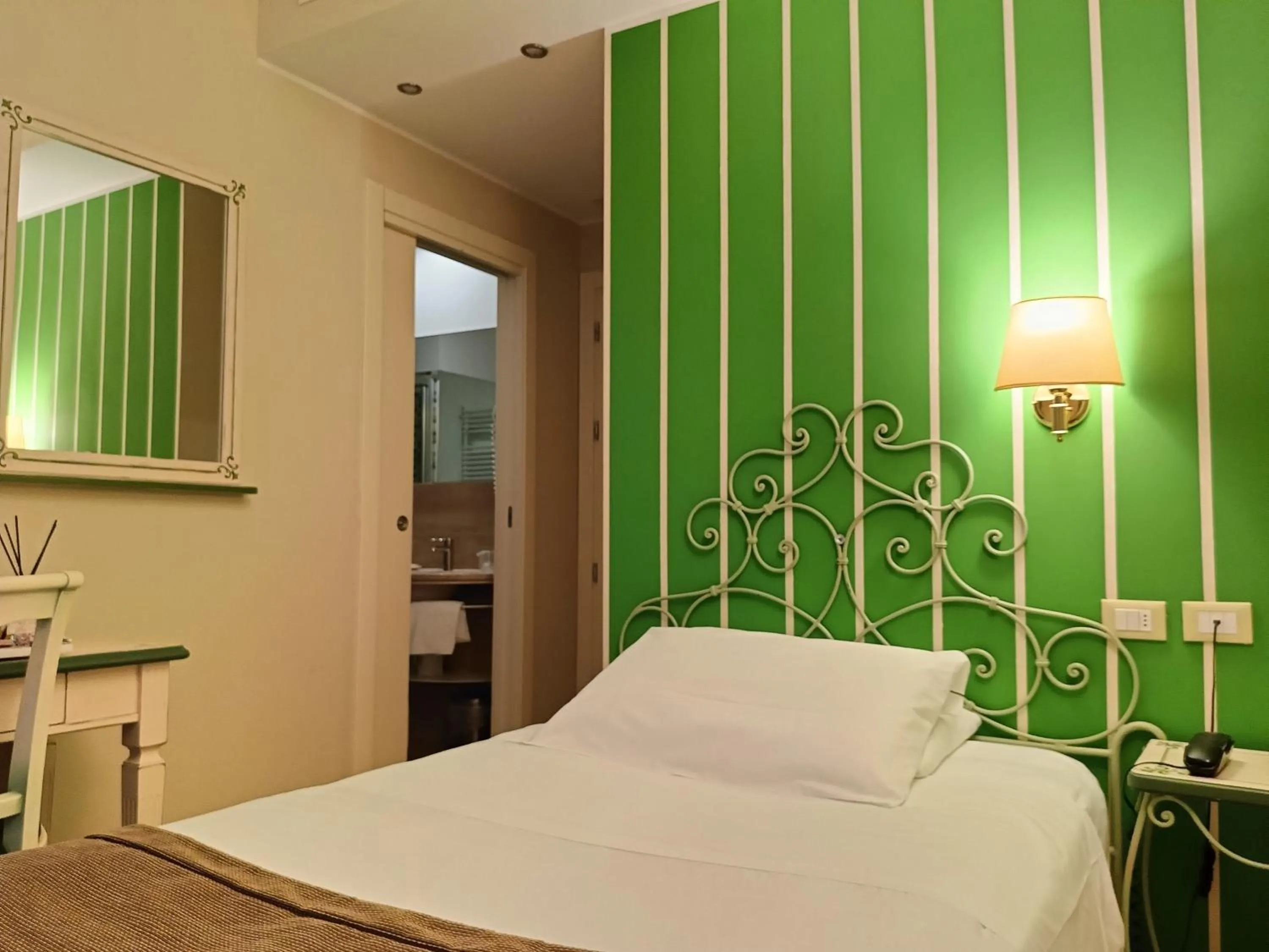 Bedroom, Bed in Hotel Borgo Antico