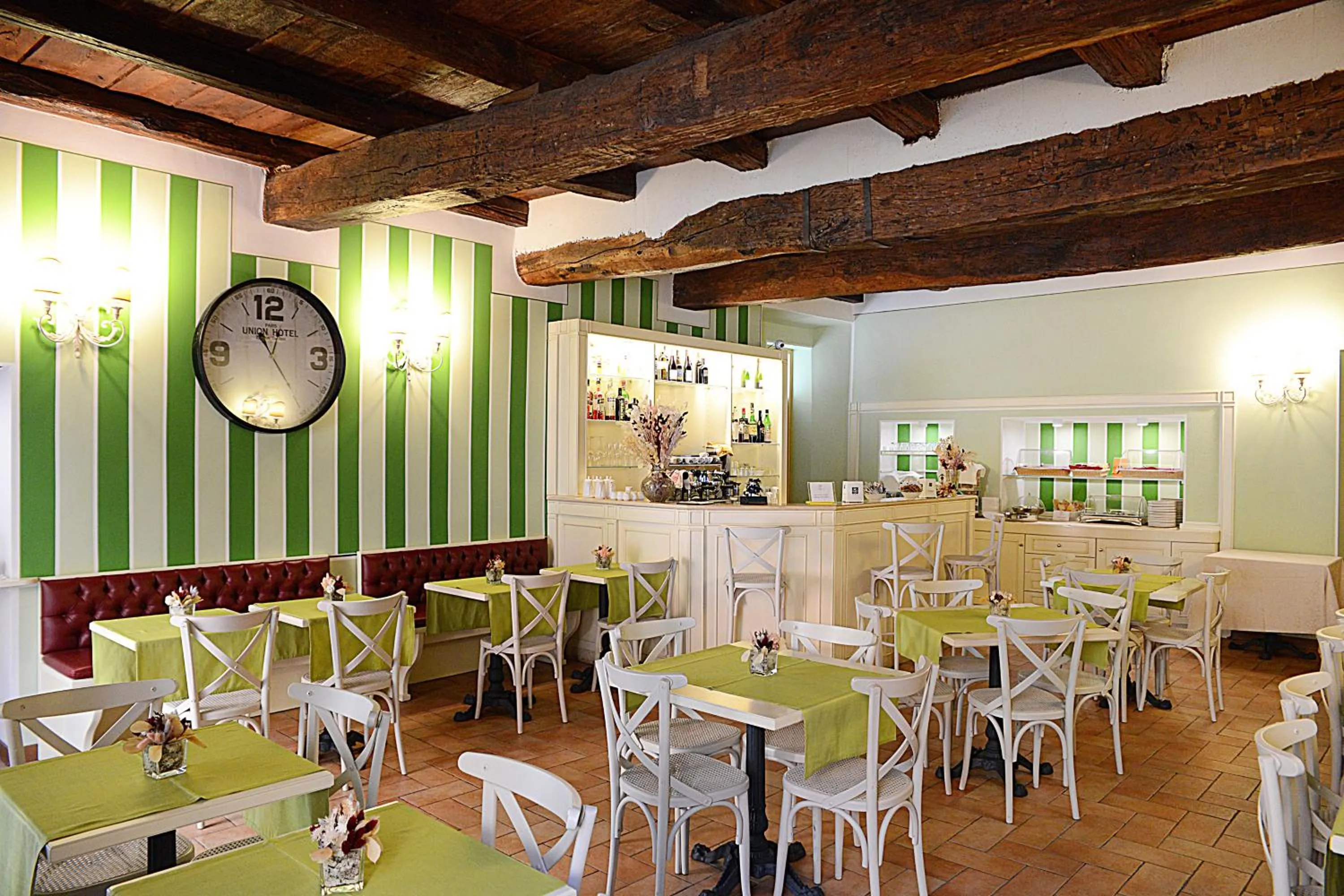 Lounge or bar in Hotel Borgo Antico