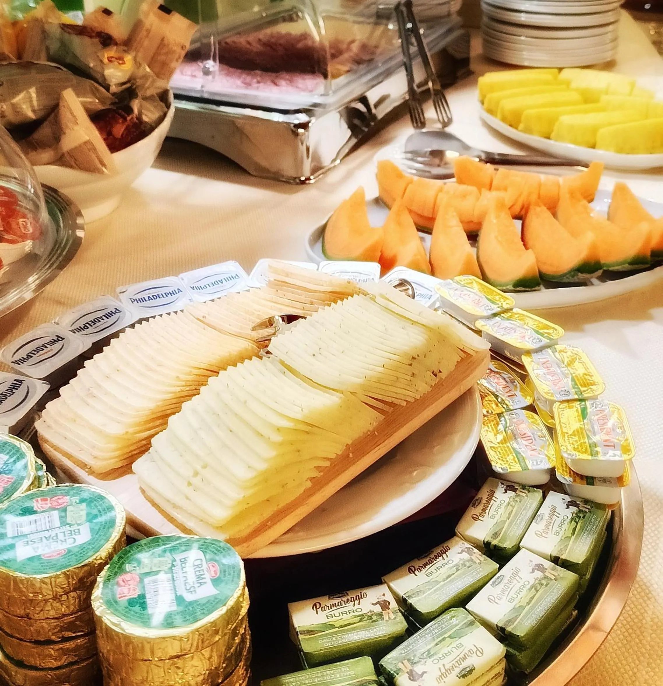 Buffet breakfast in Hotel Borgo Antico