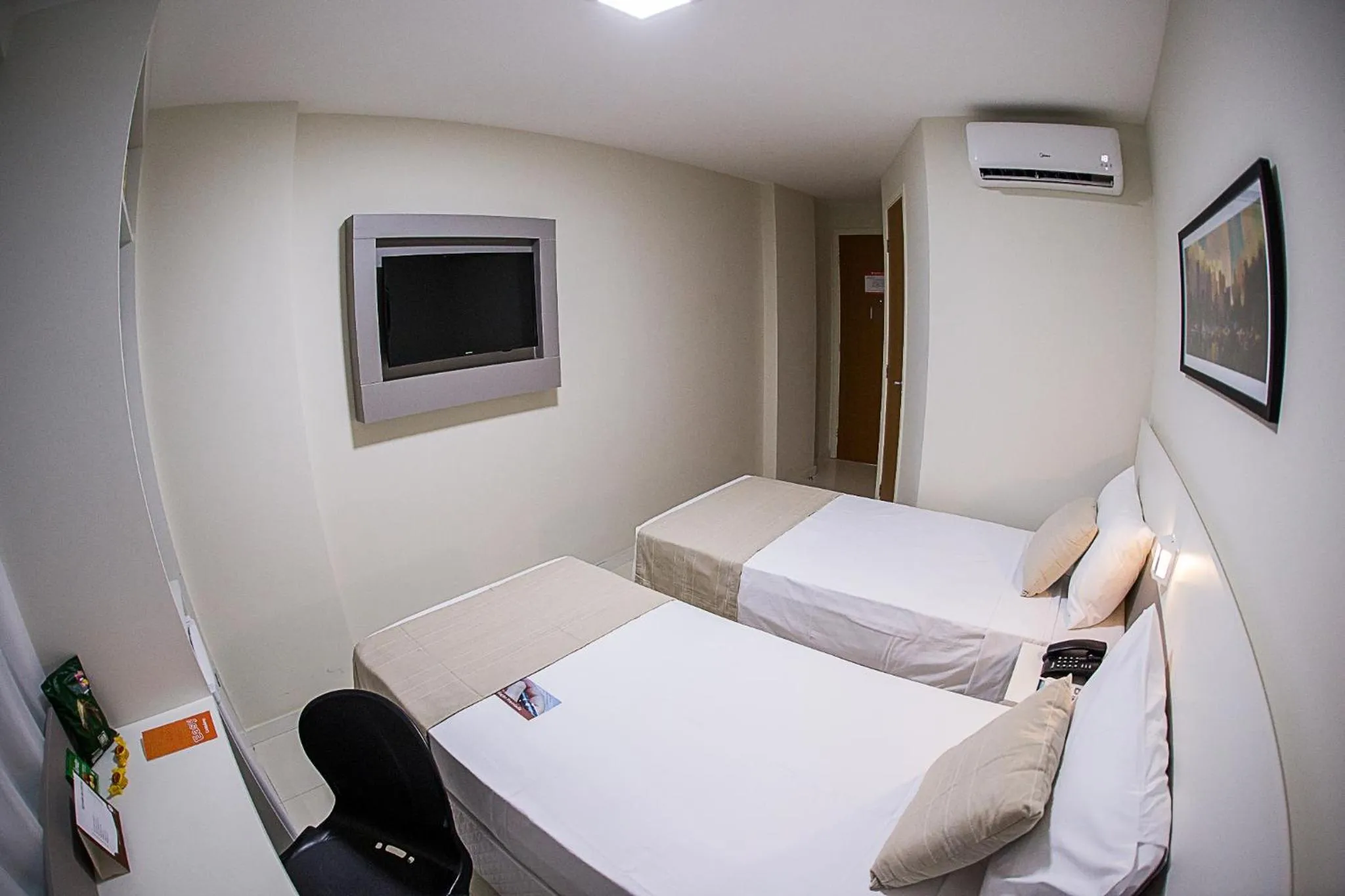 Photo of the whole room, Bed in BRISTOL EASY HOTEL - RIO BONITO