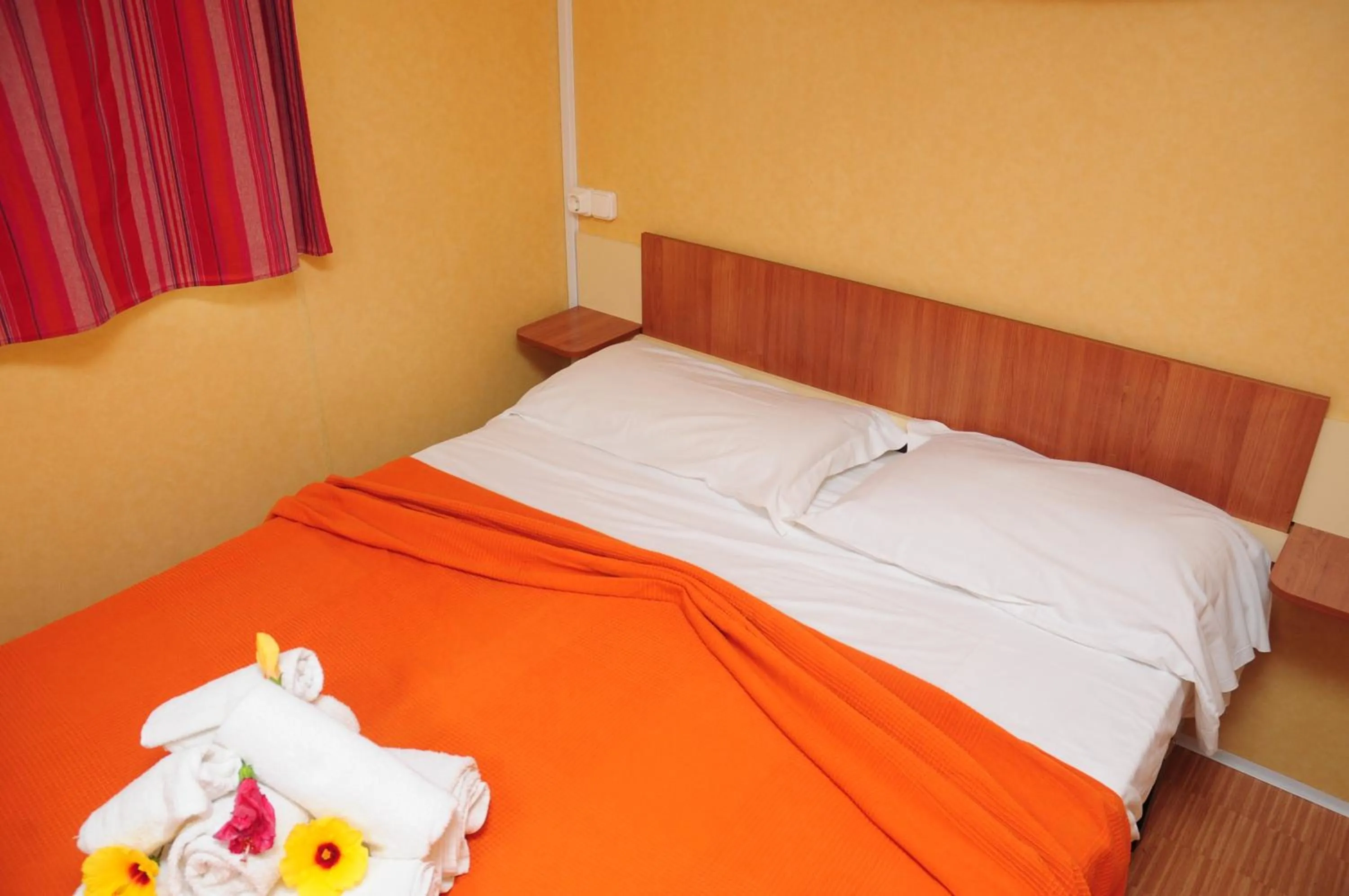 Decorative detail, Bed in Villaggio Camping Torre Salinas
