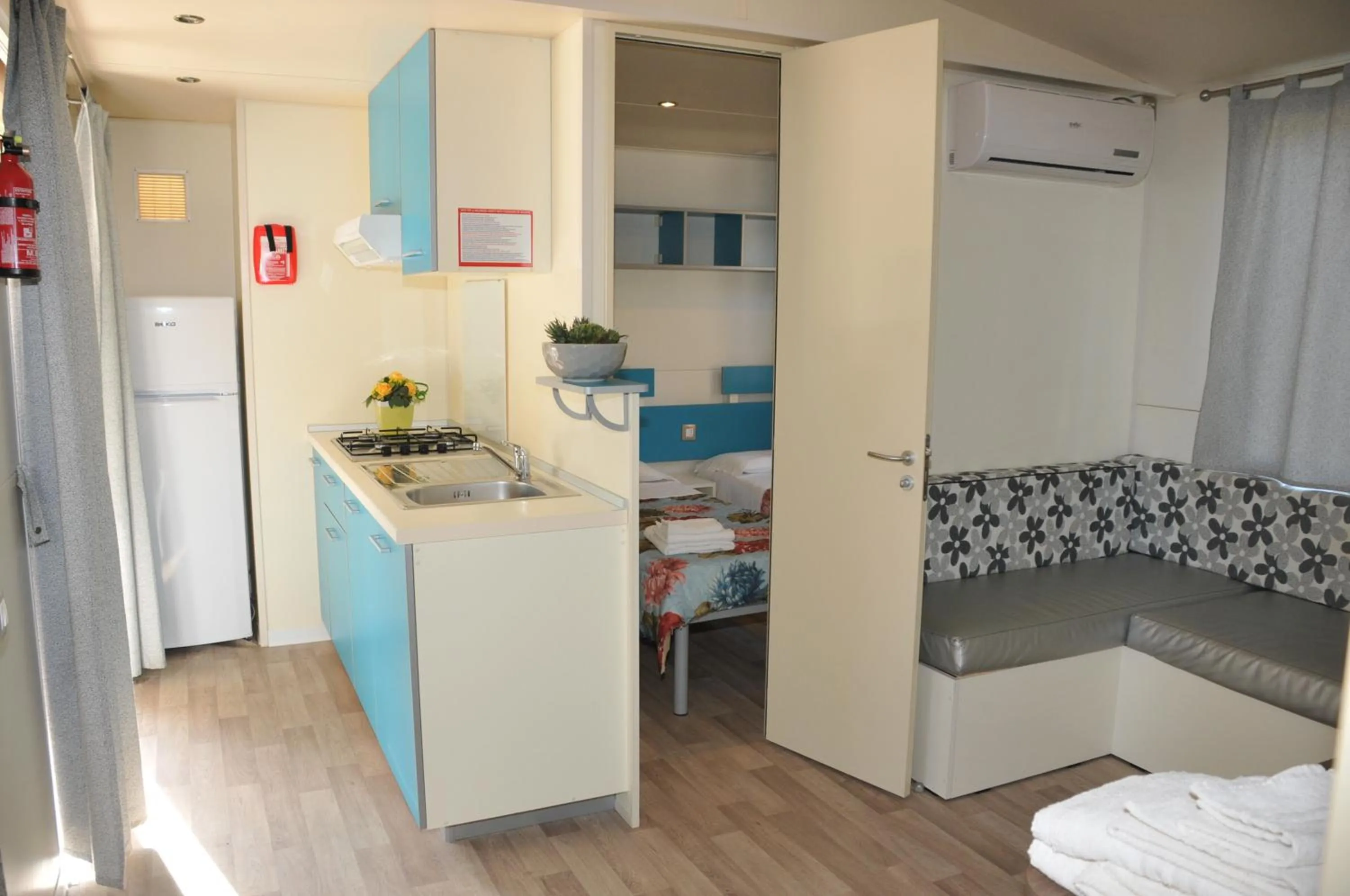 Bed in Villaggio Camping Torre Salinas