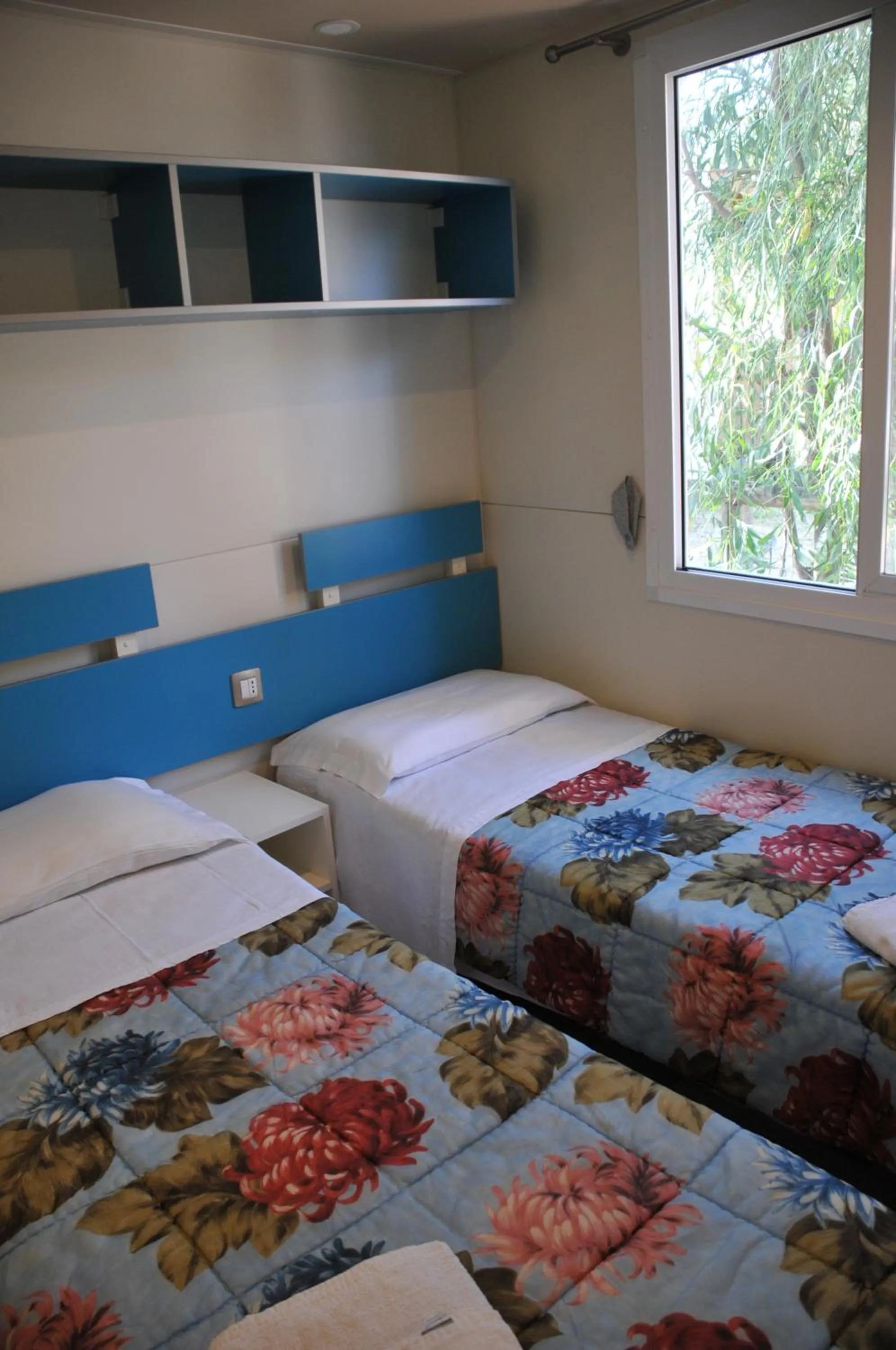 Bed in Villaggio Camping Torre Salinas