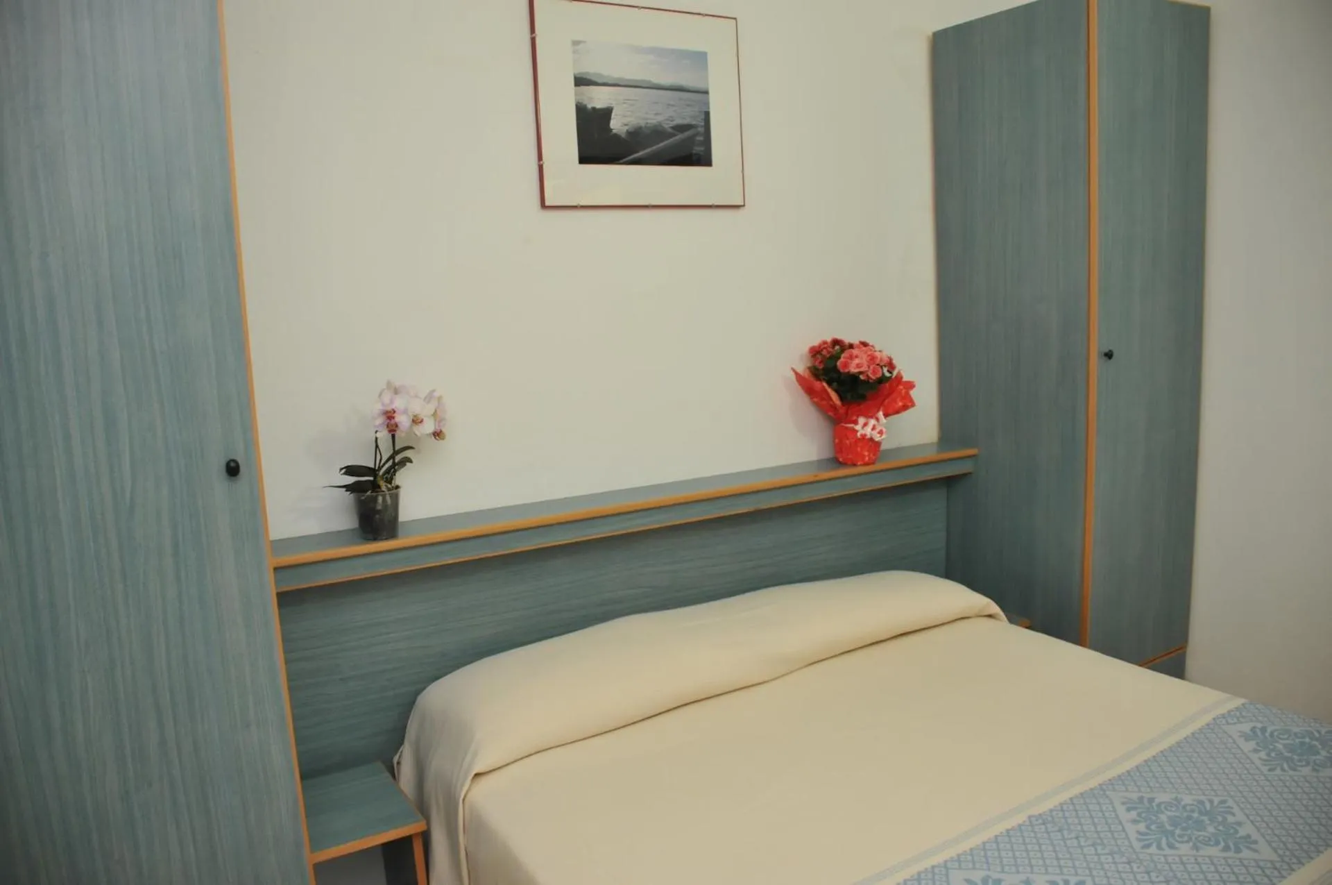 Bed in Villaggio Camping Torre Salinas